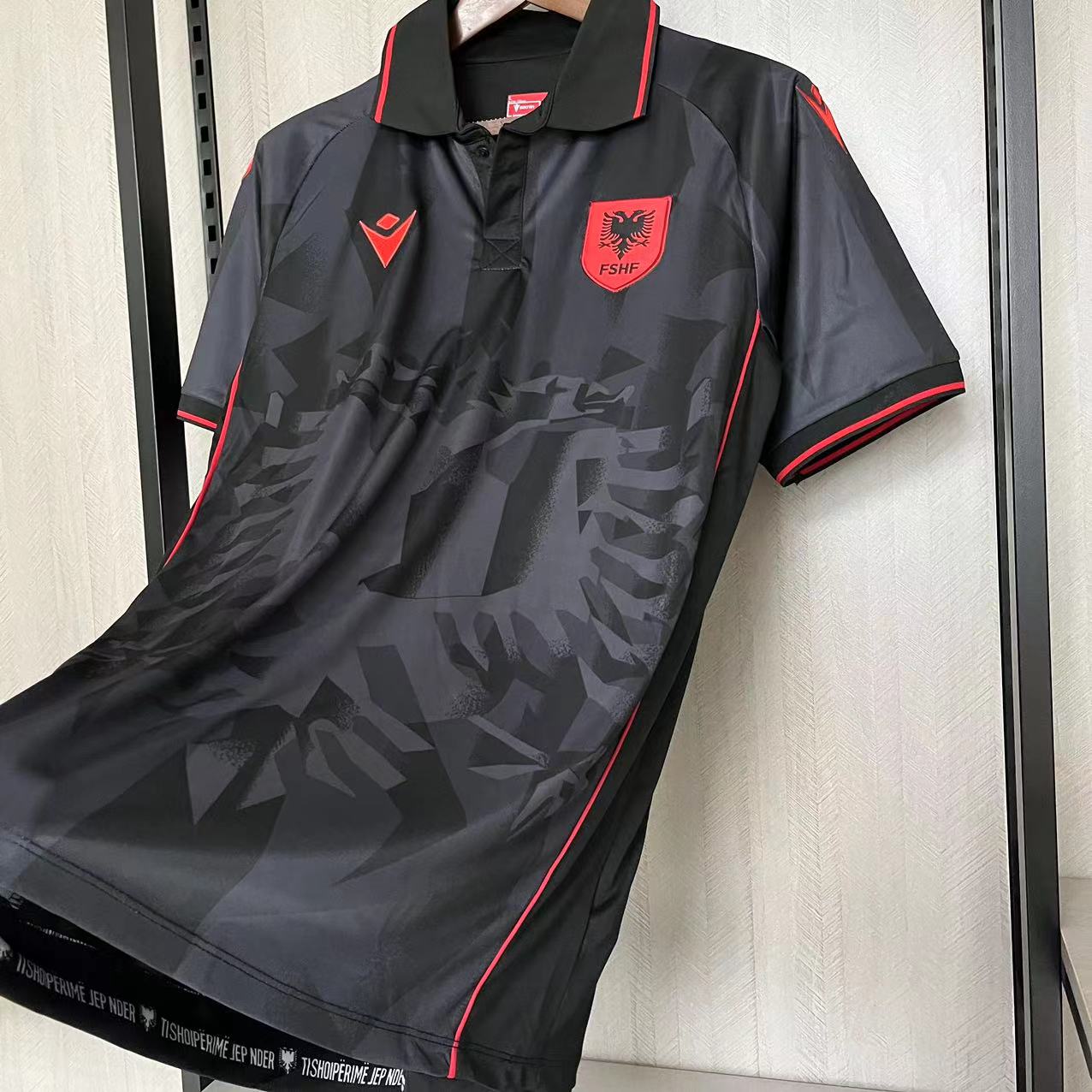 Maillot noir Albanie 23-24