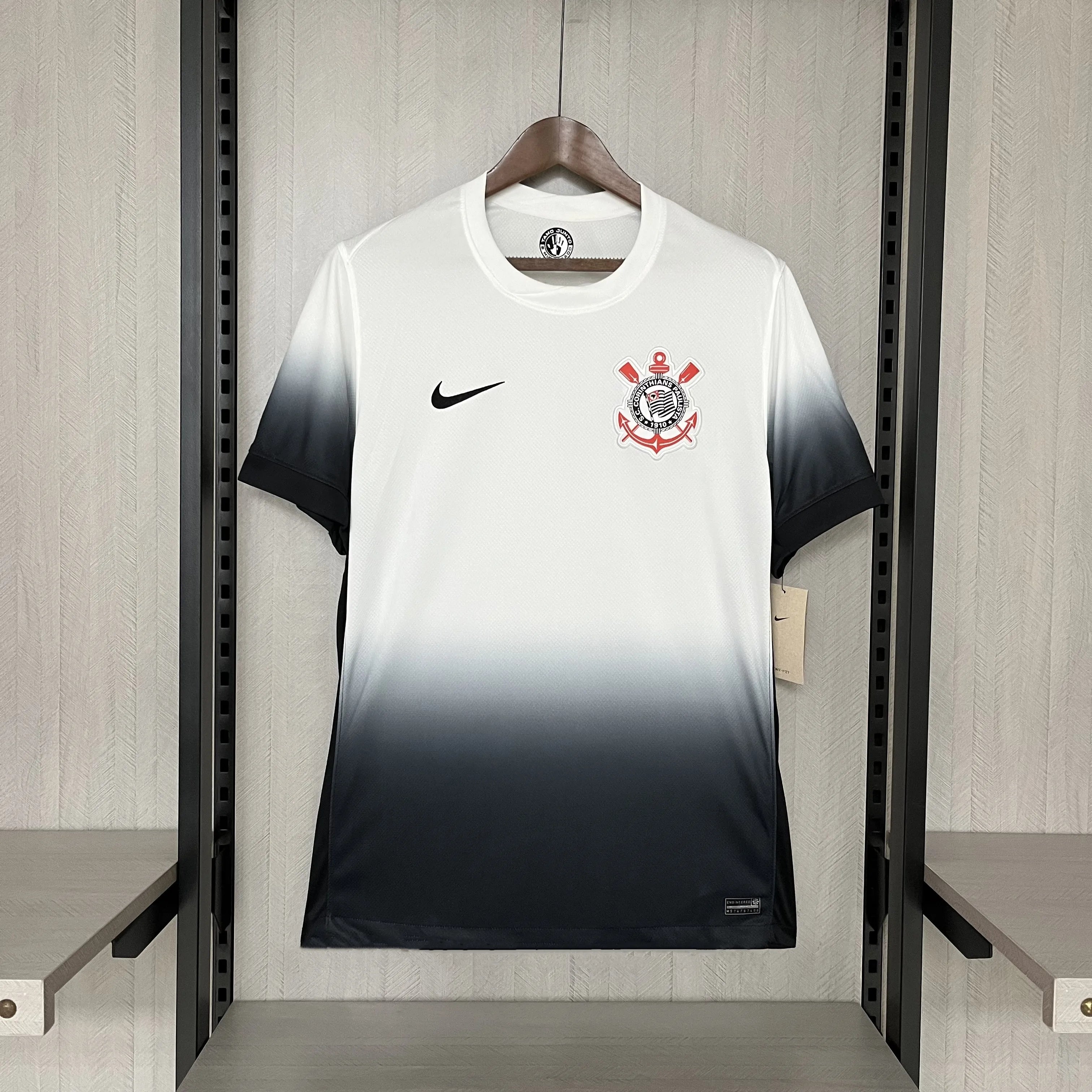 Camisola em casa do Corinthians 2024