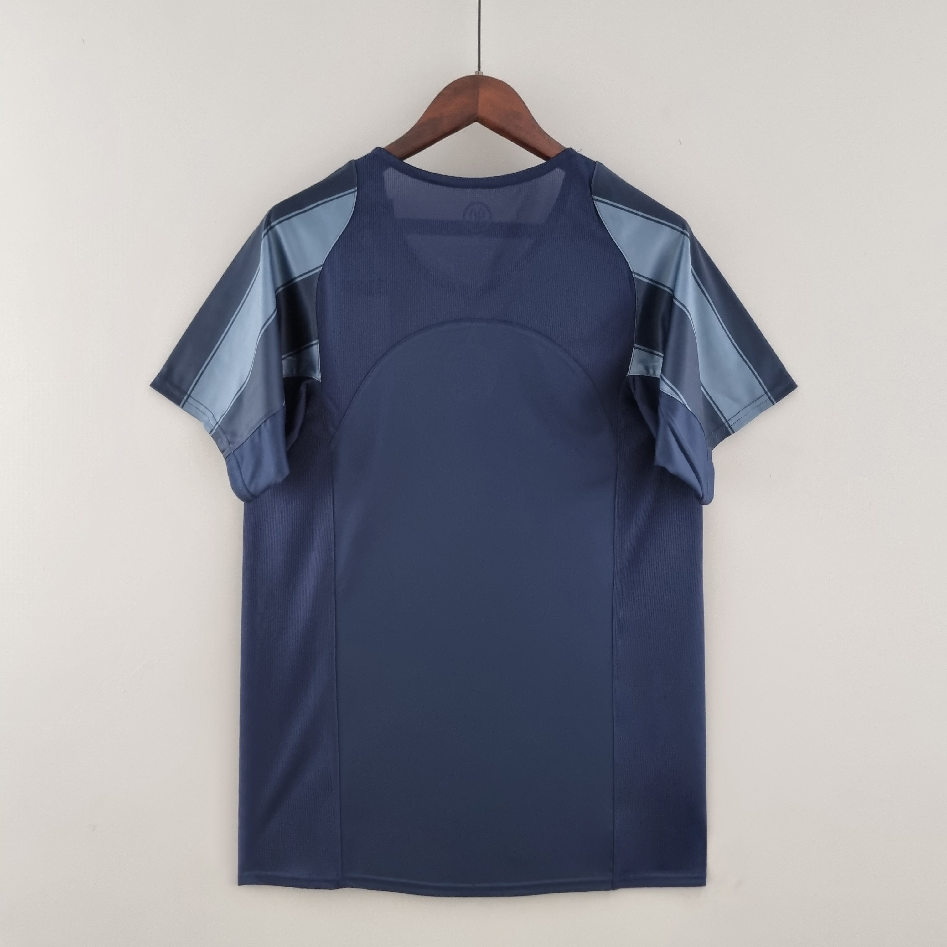 Kit retrò Inter Milan 2004