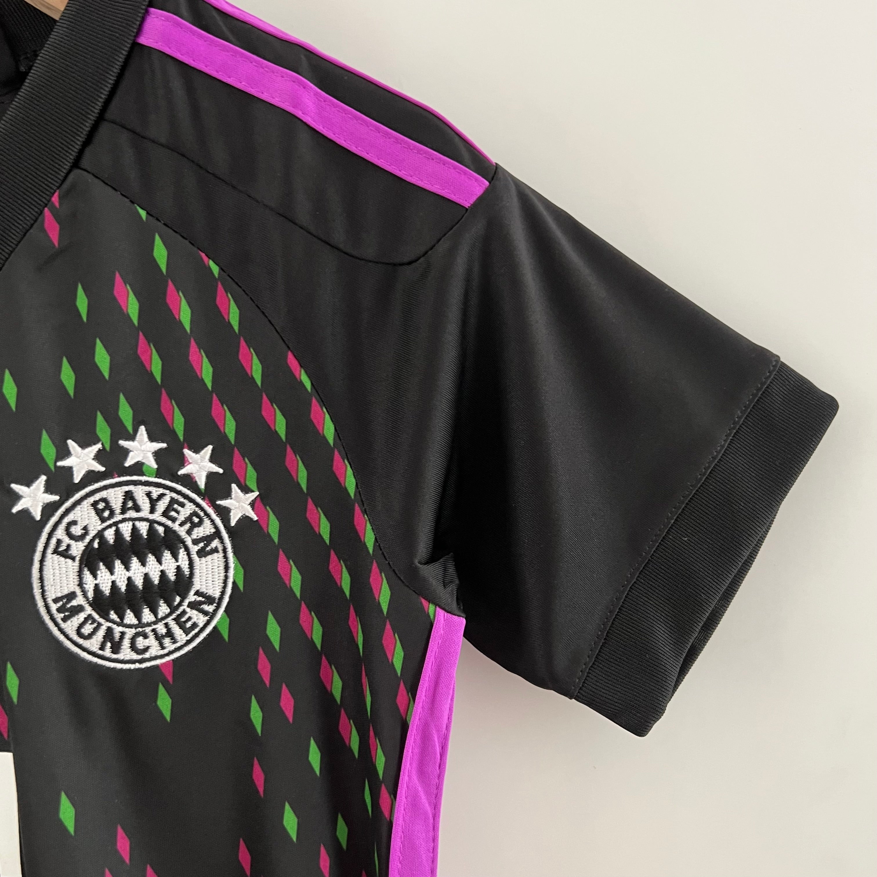 Camisola Fora Bayern Munique 23-24 Crianças