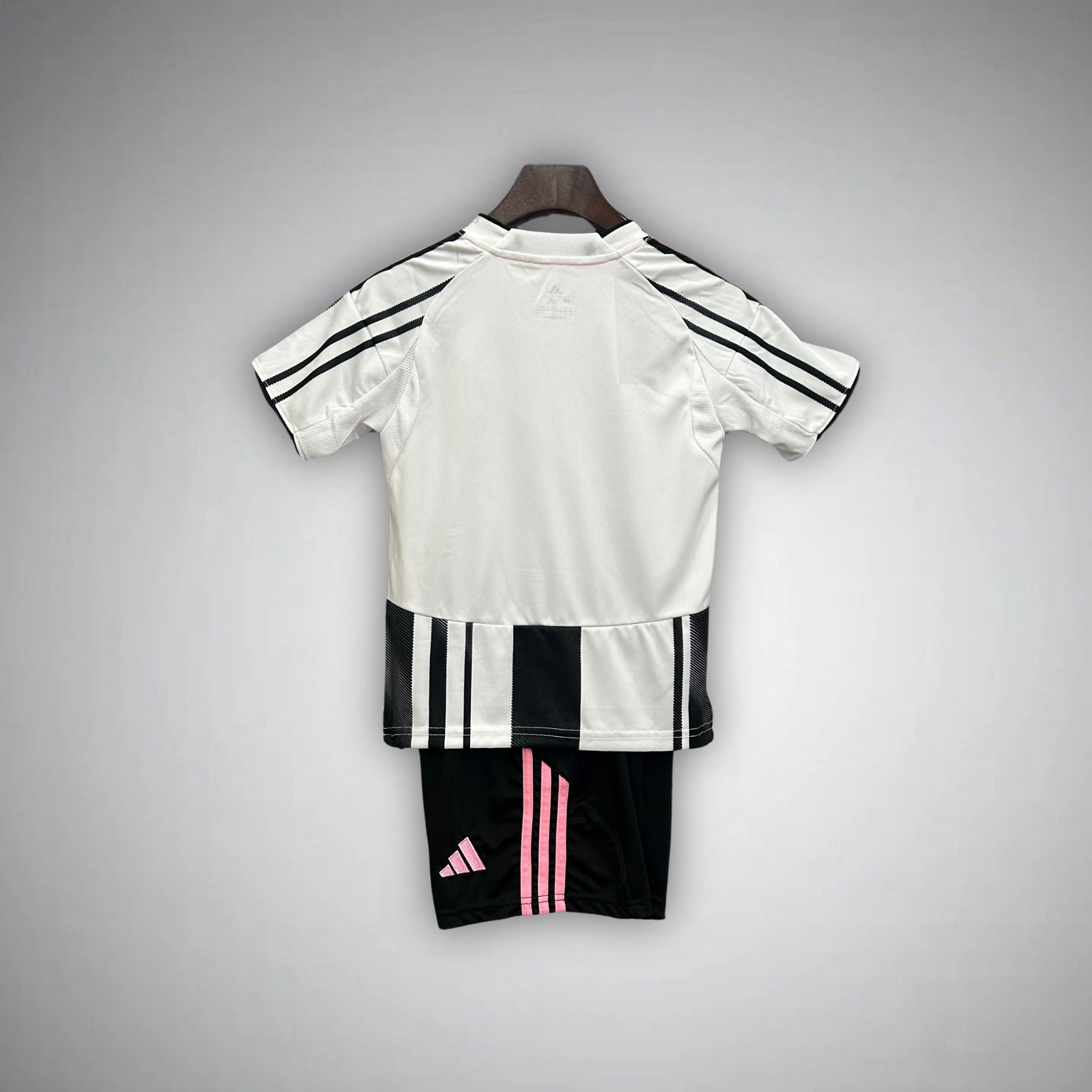 Camisola infantil da JUVENTUS 2025/2026