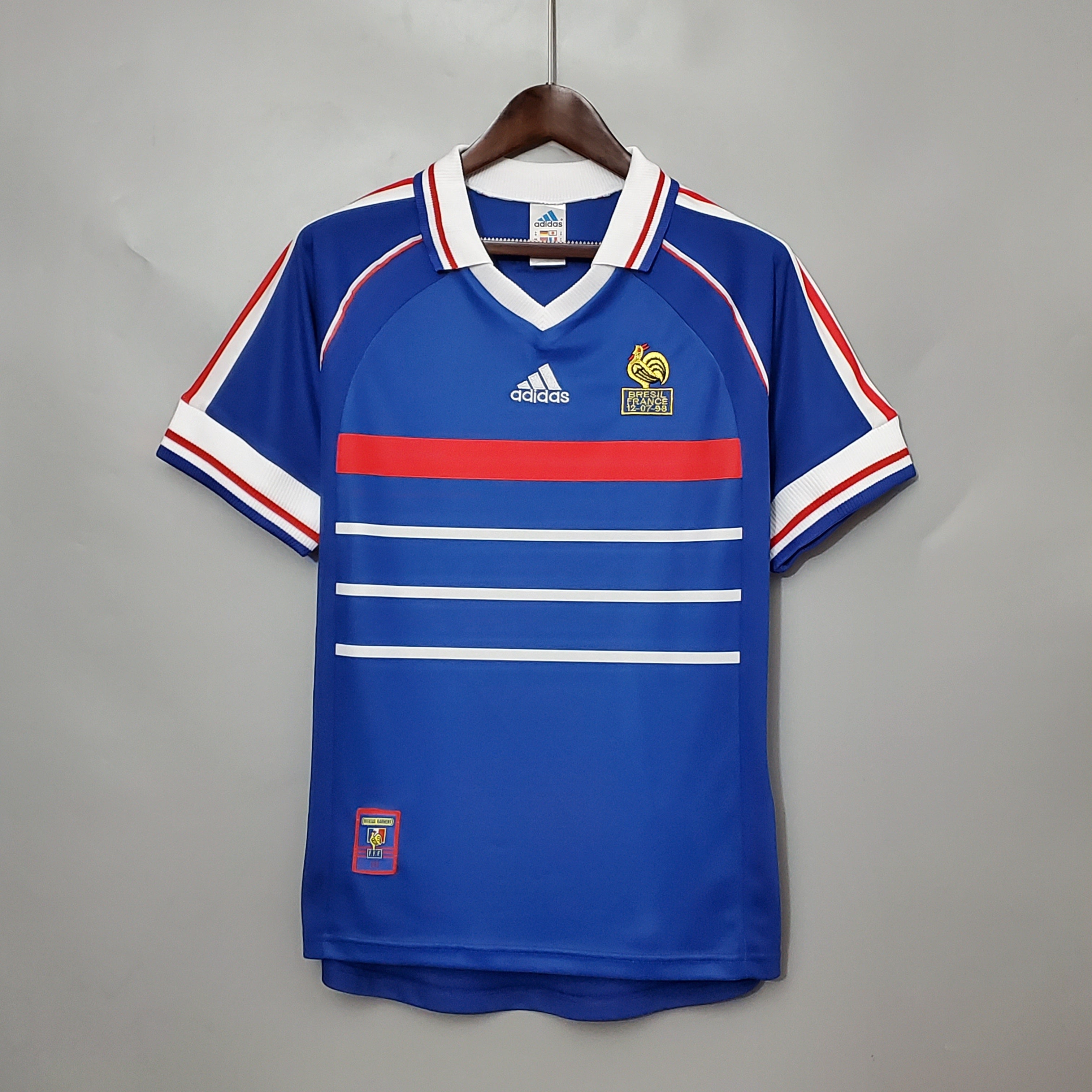 Equipamento retro principal França 1998