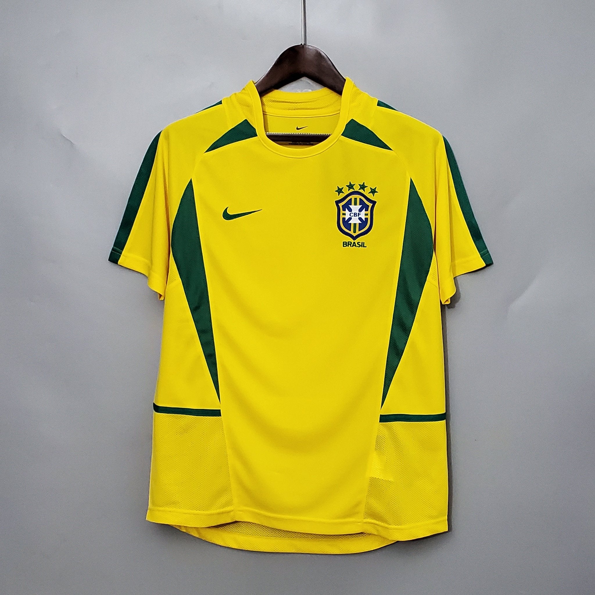 Equipamento retro Brasil Casa 2002