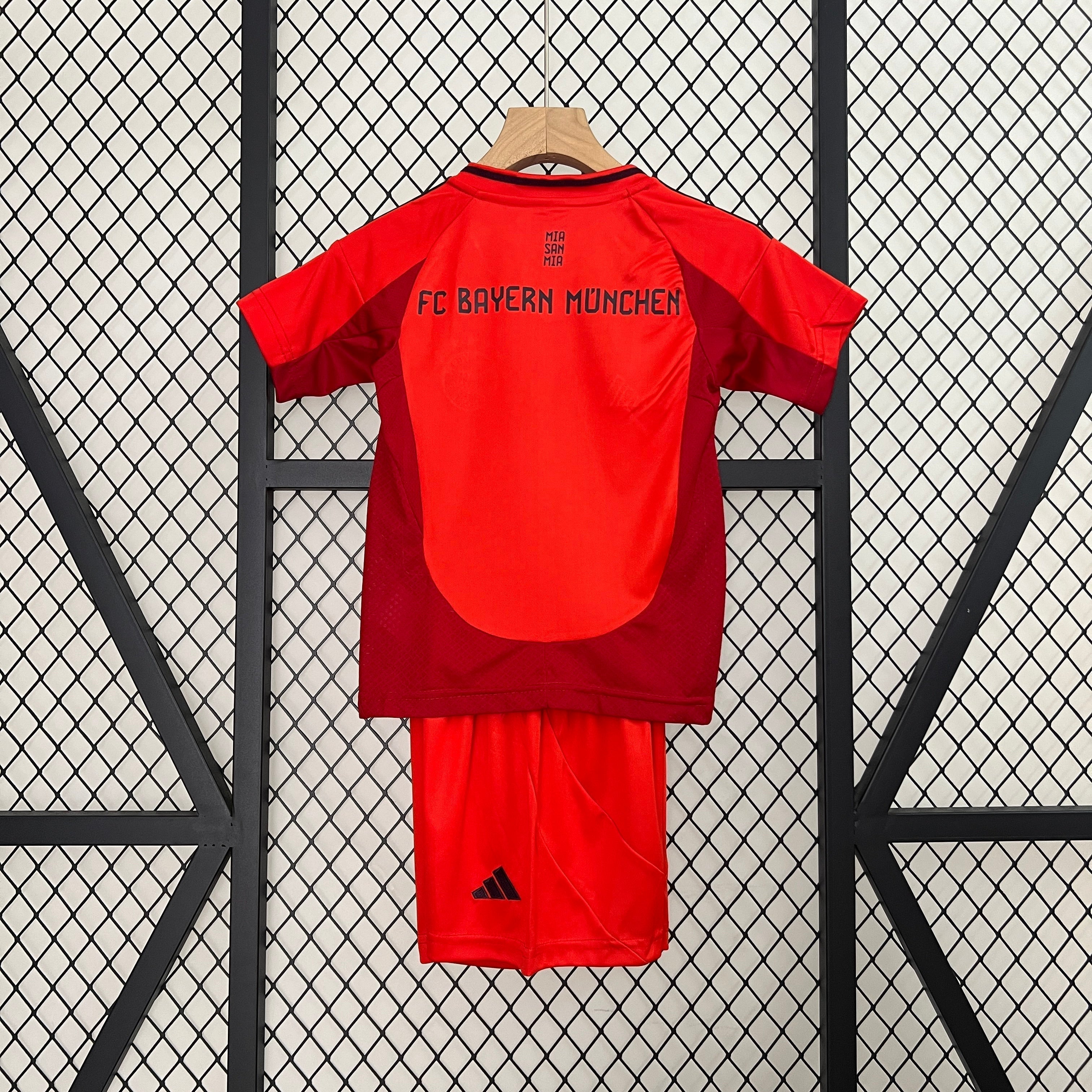 Camisola Bayern Munique Crianças 2025