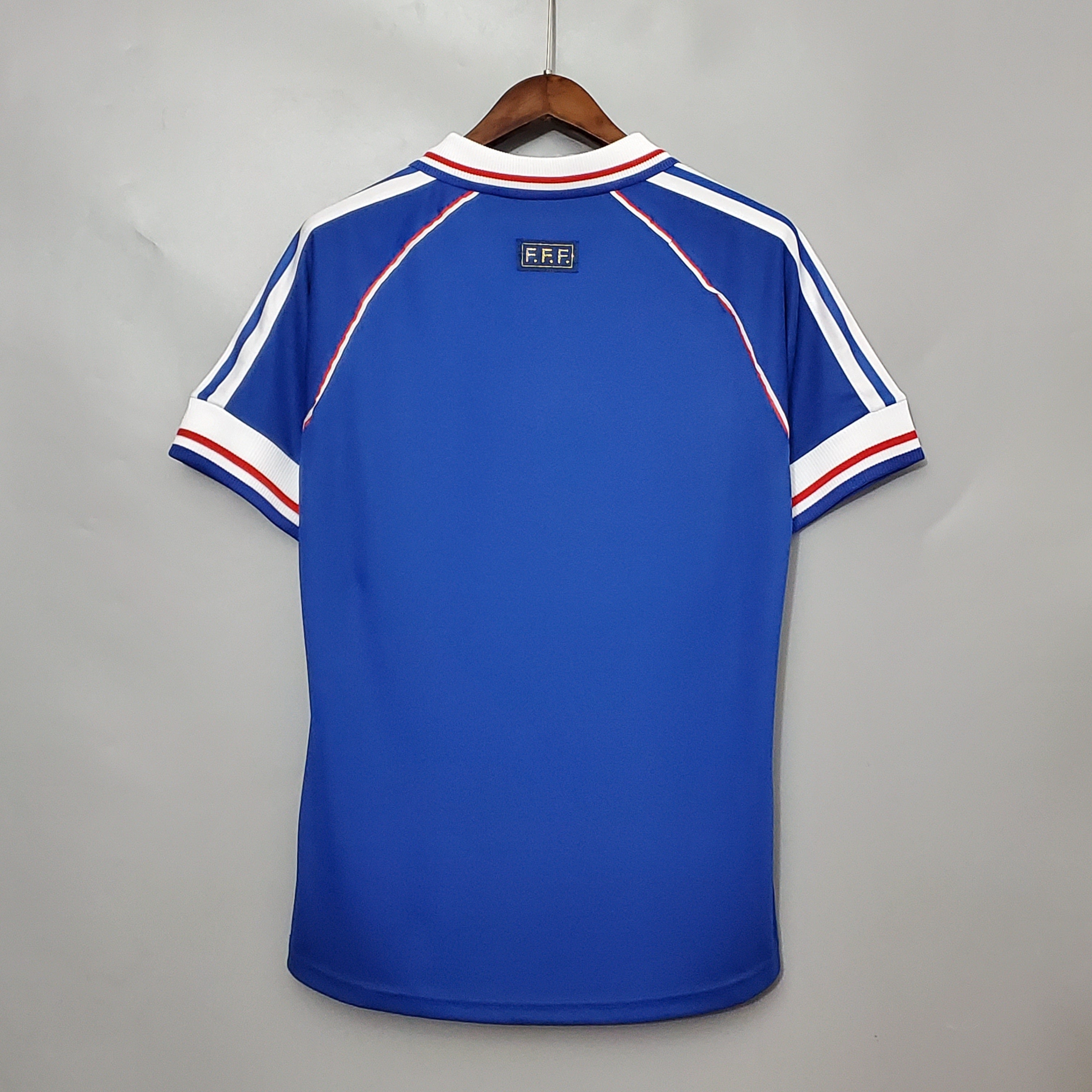 Equipamento retro principal França 1998
