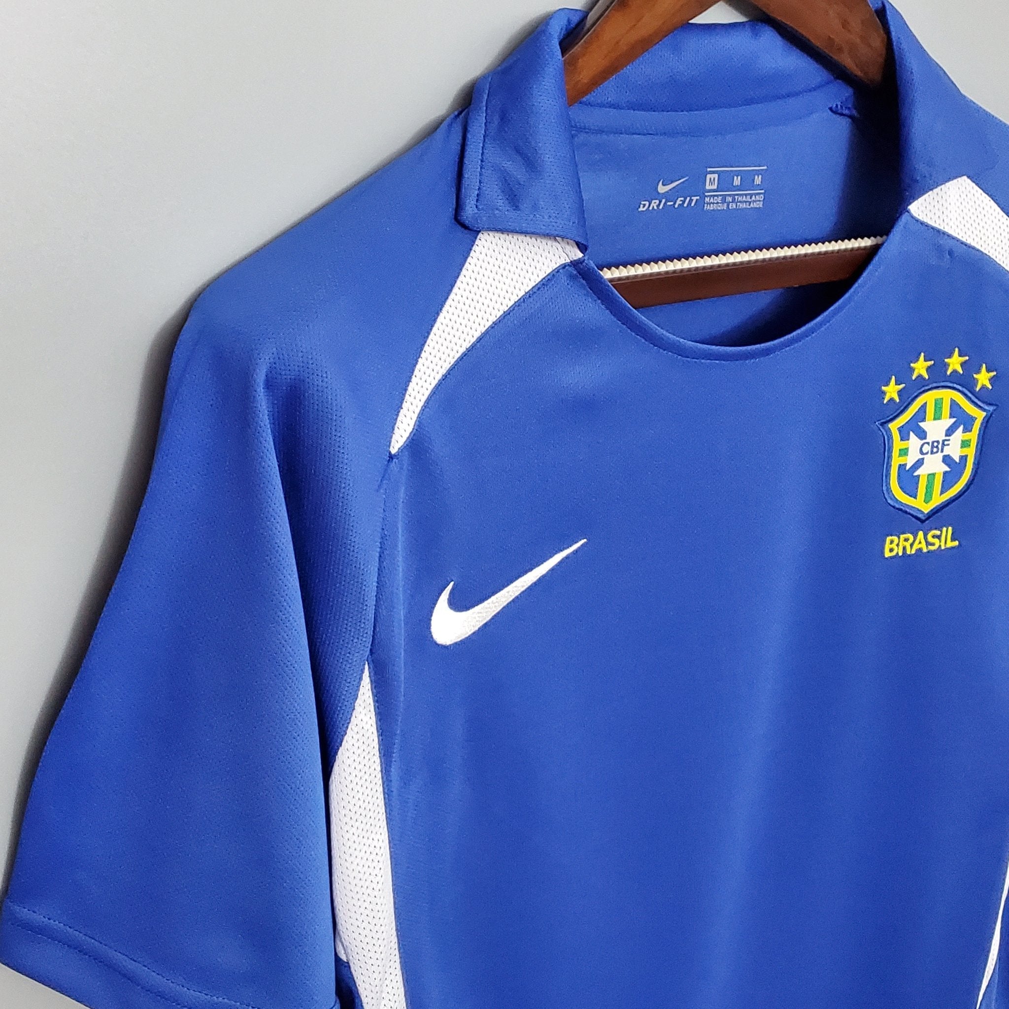 Uniforme visitante retro Brasil 2002