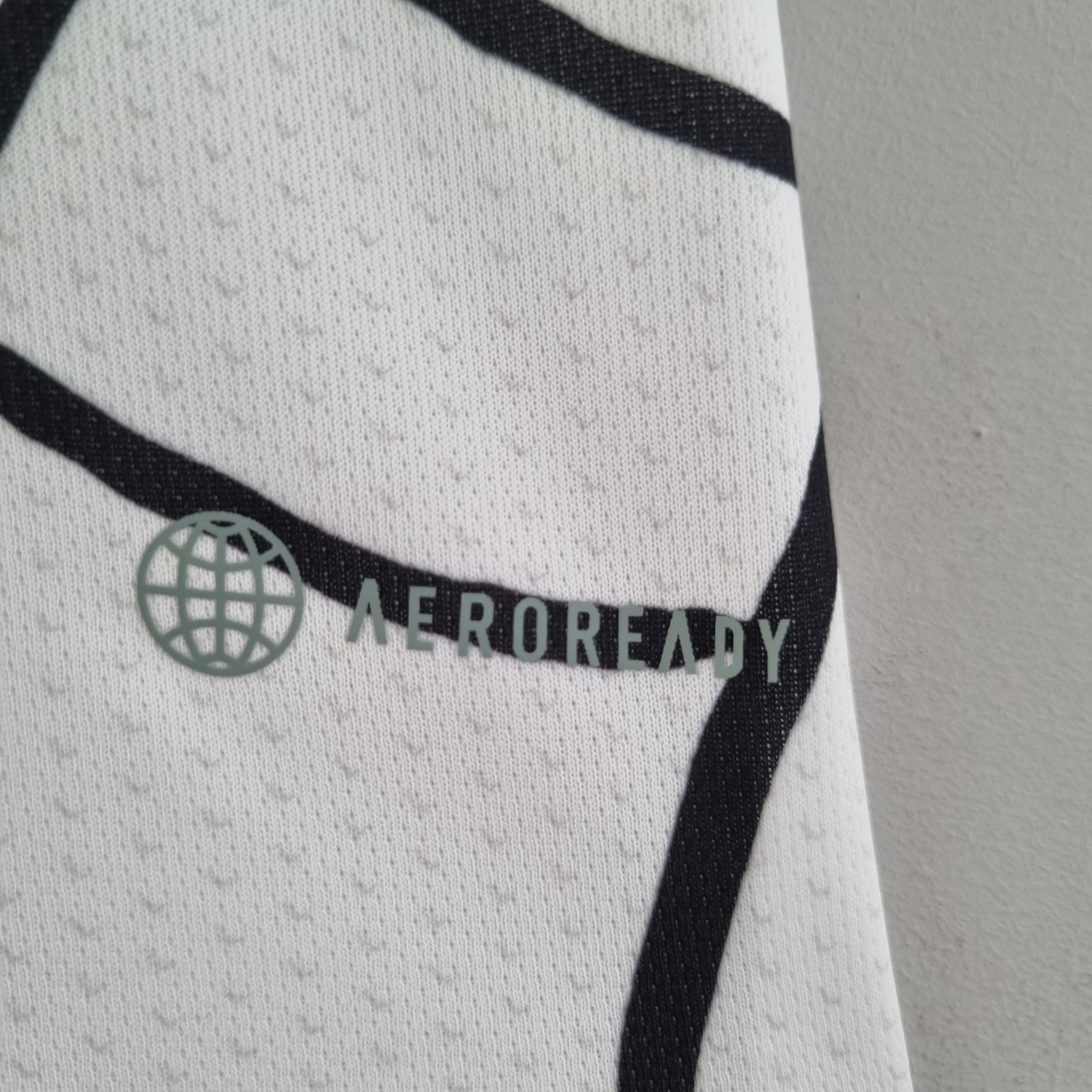 Maglia bianca Real Madrid ChineseDragon edizione speciale
