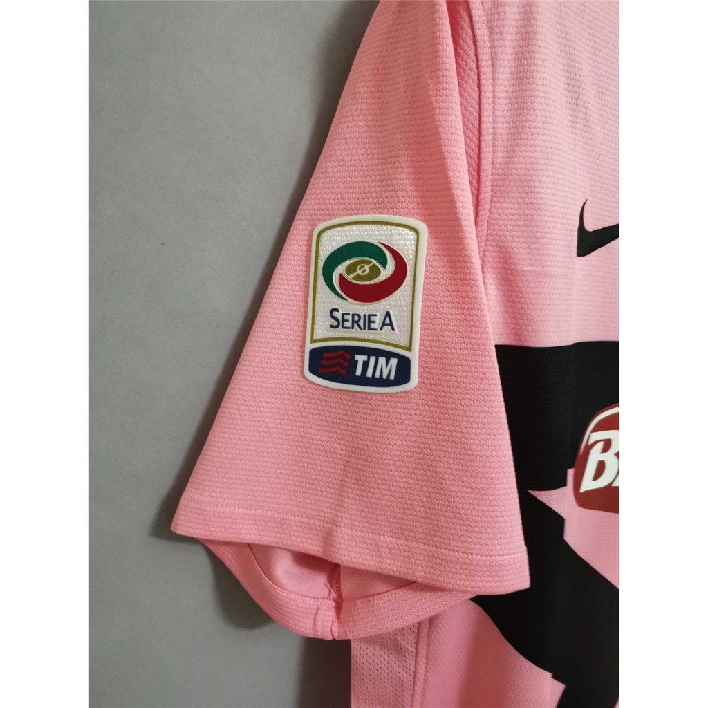 Juventus 2011-2012 | Equipamento retro alternativo rosa