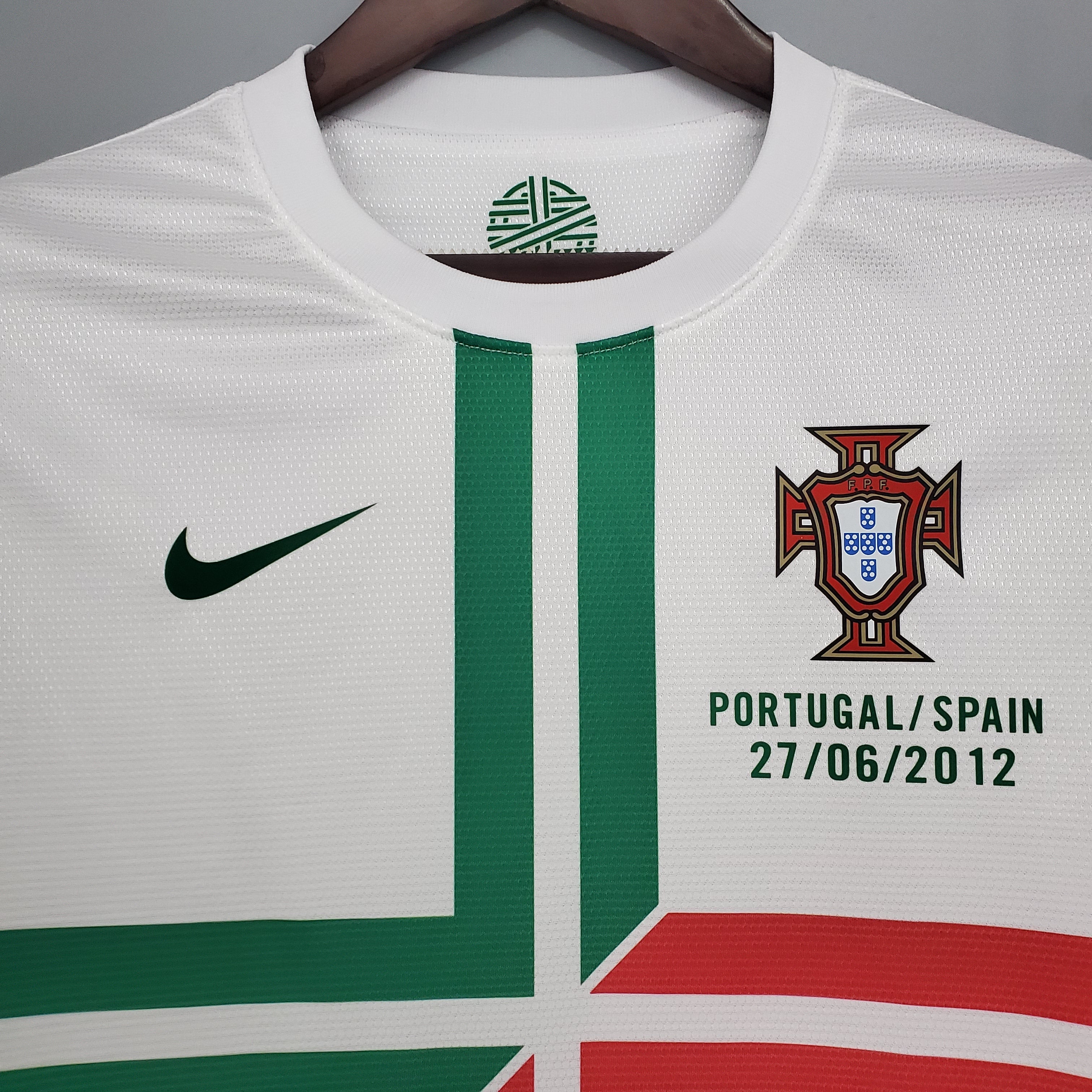 PORTUGAL RETRO AWAYJERSEY 2012