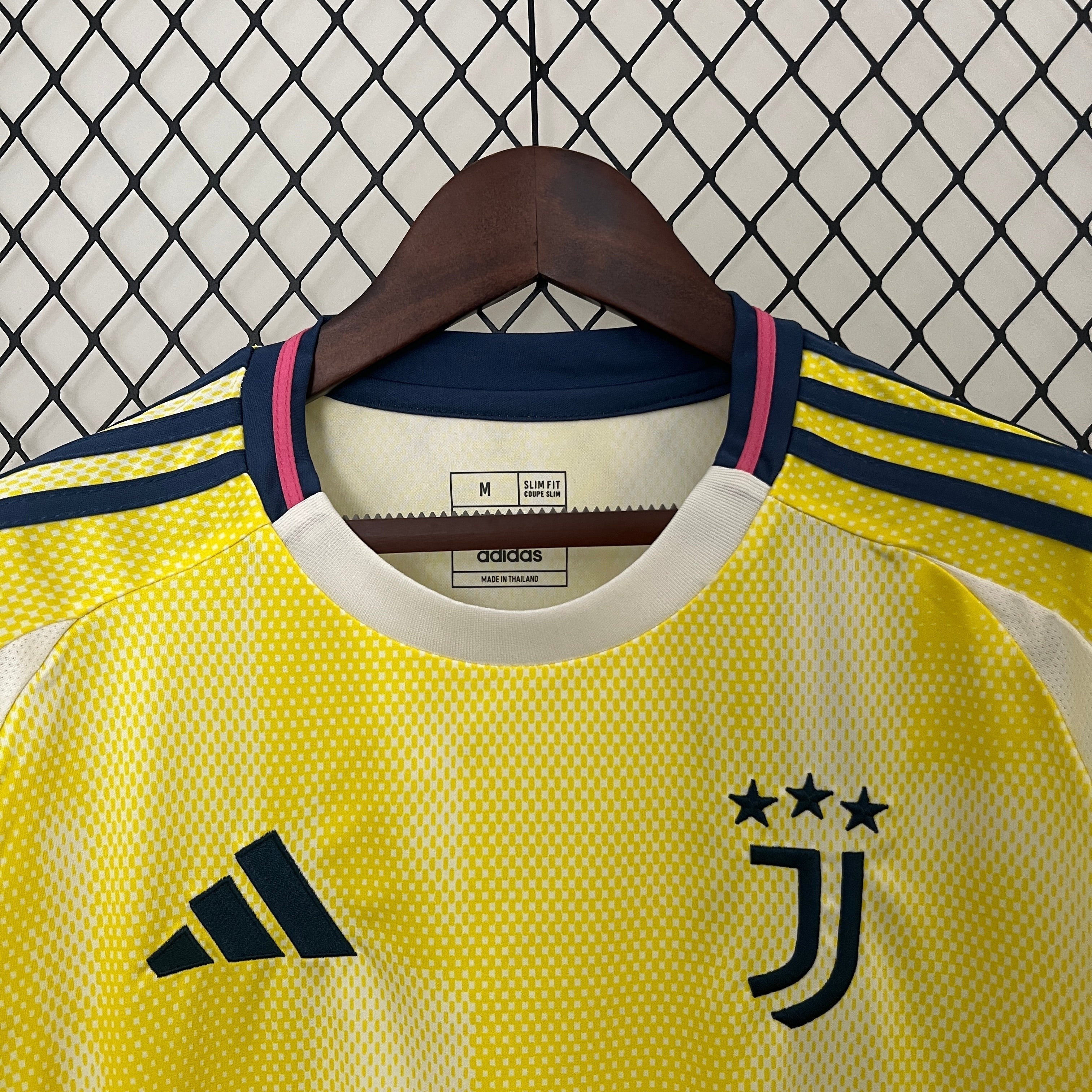 Juventus 24-25 Trasferta