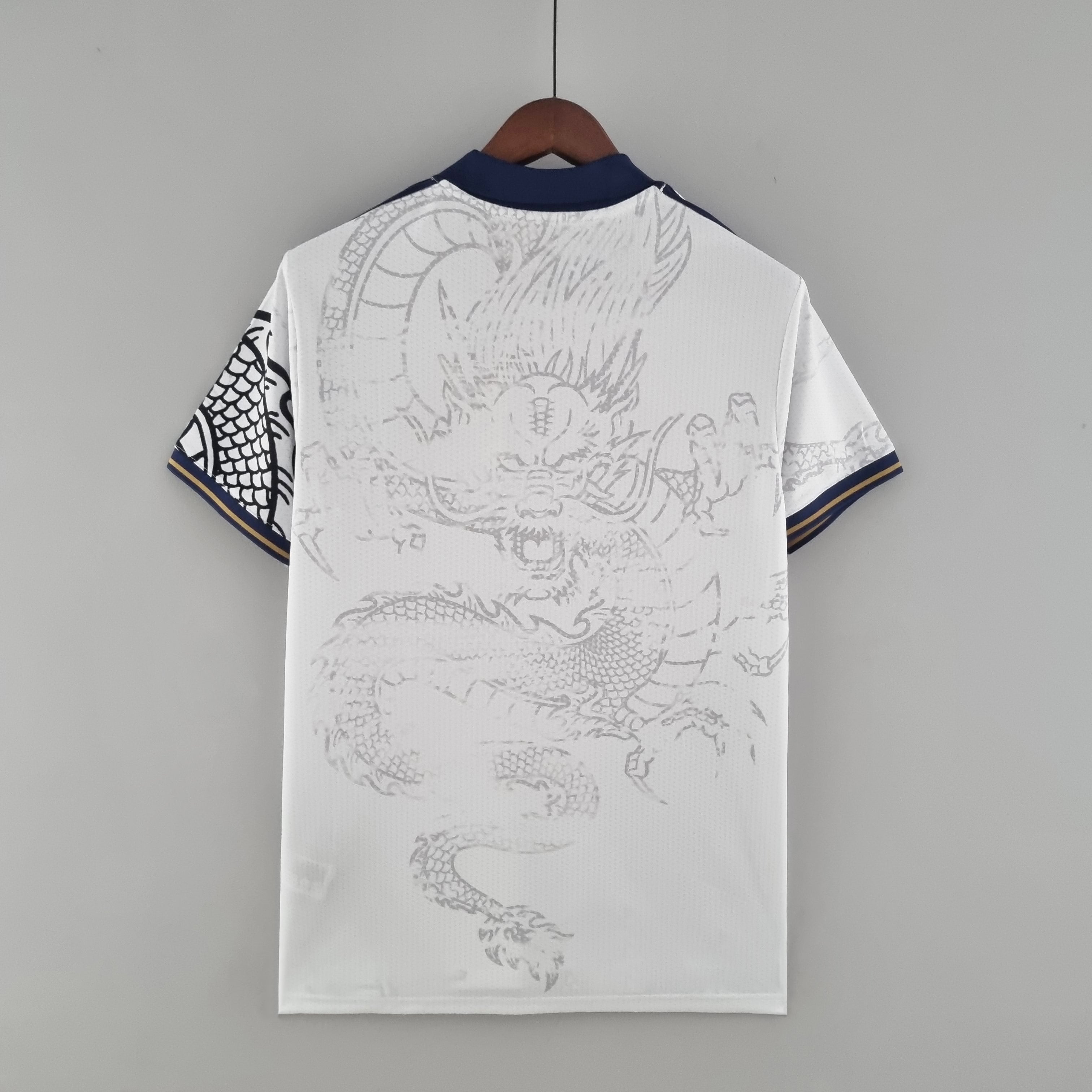 Edición Especial Real Madrid Blanco Dragón Chino