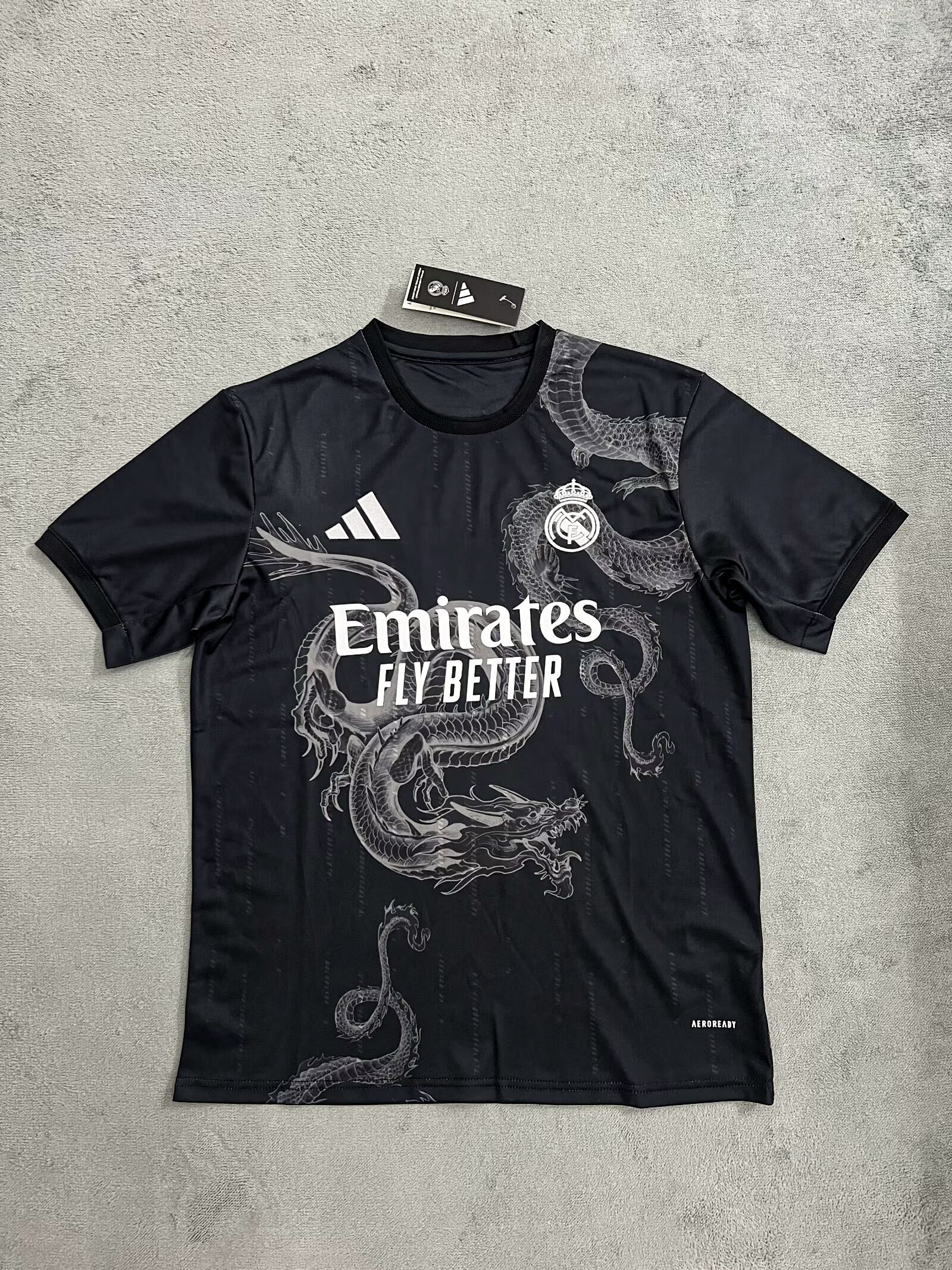 Edición especial Dragón Real Madrid 24/25