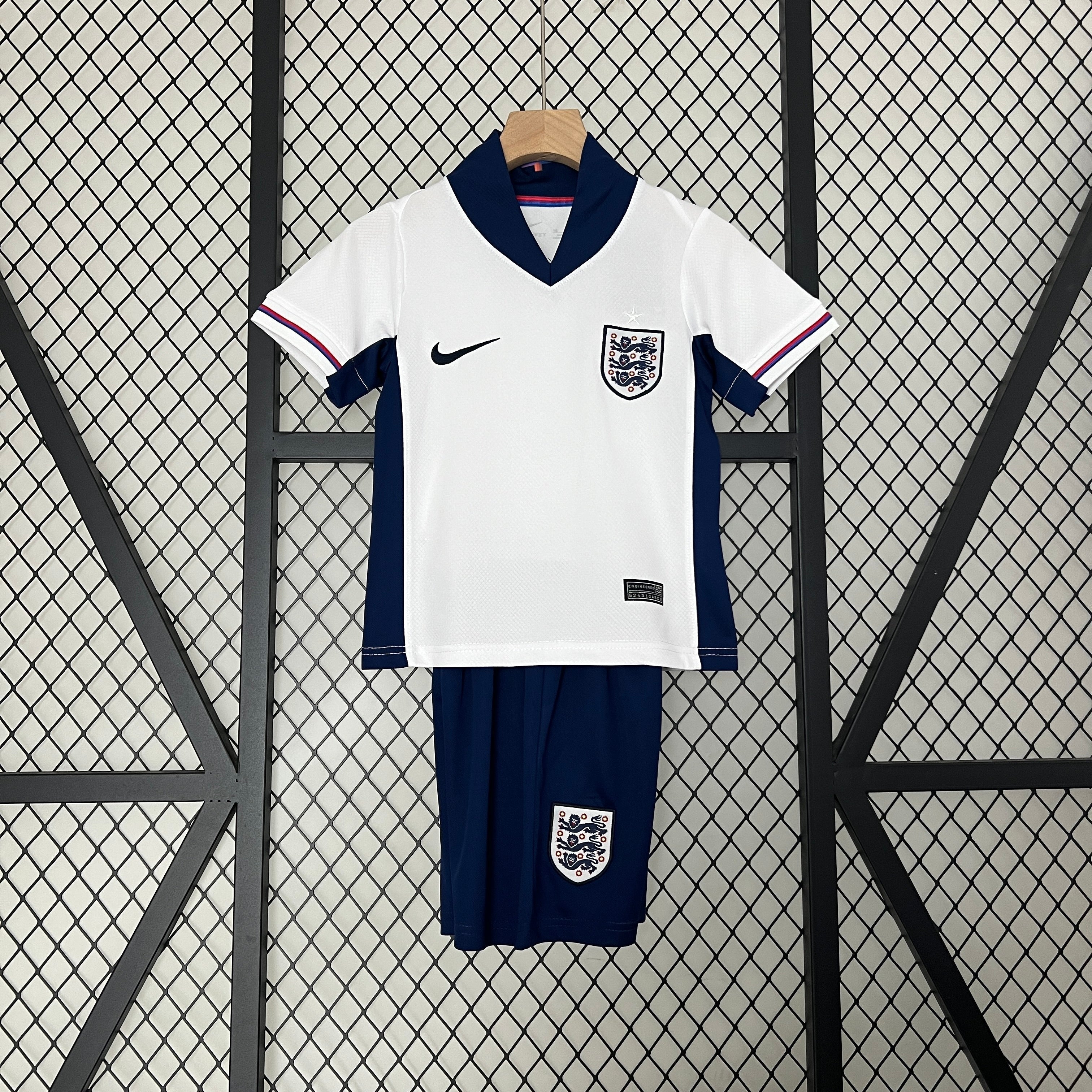 Camisola infantil Inglaterra 24/25