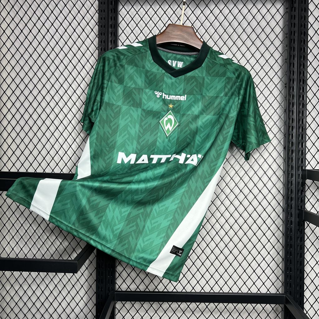 Werder Bremen 24-25 Thuistenue