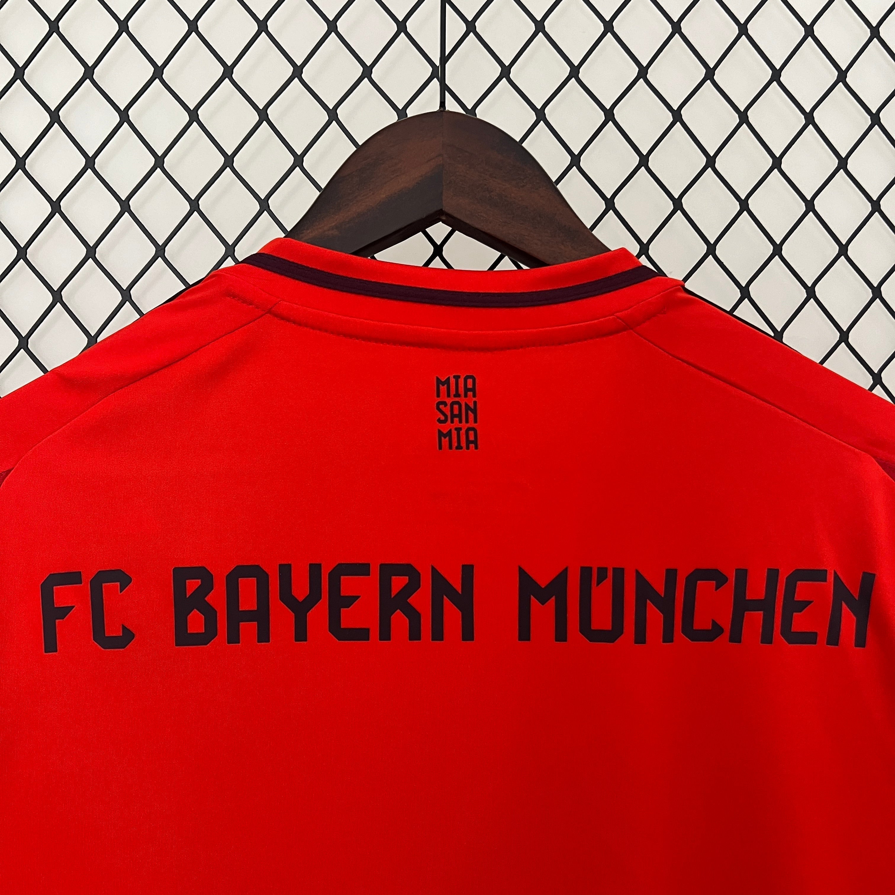 Equipamento Casa Bayern Munique 2024/2025
