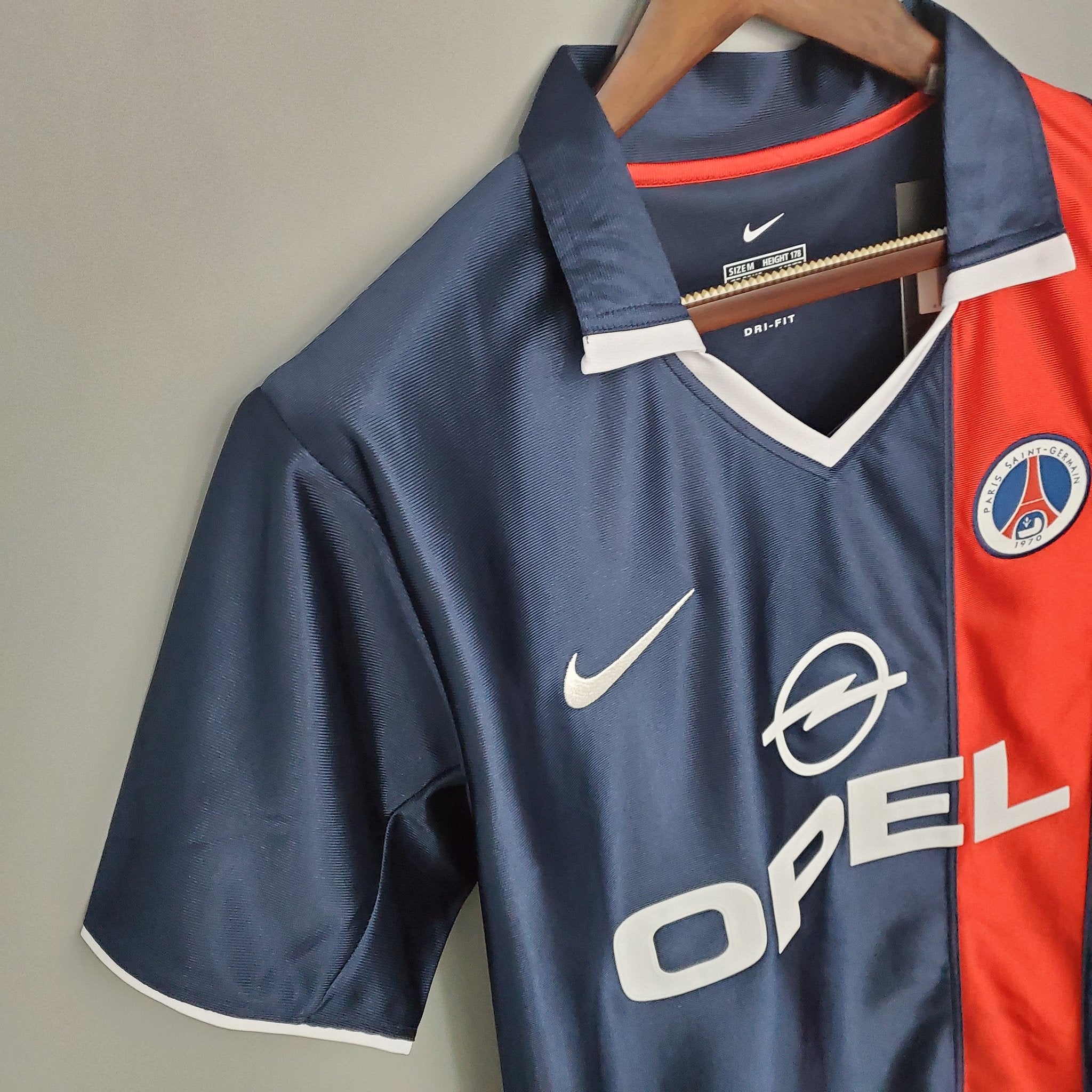 PSG 2001/2002 Retro Jersey