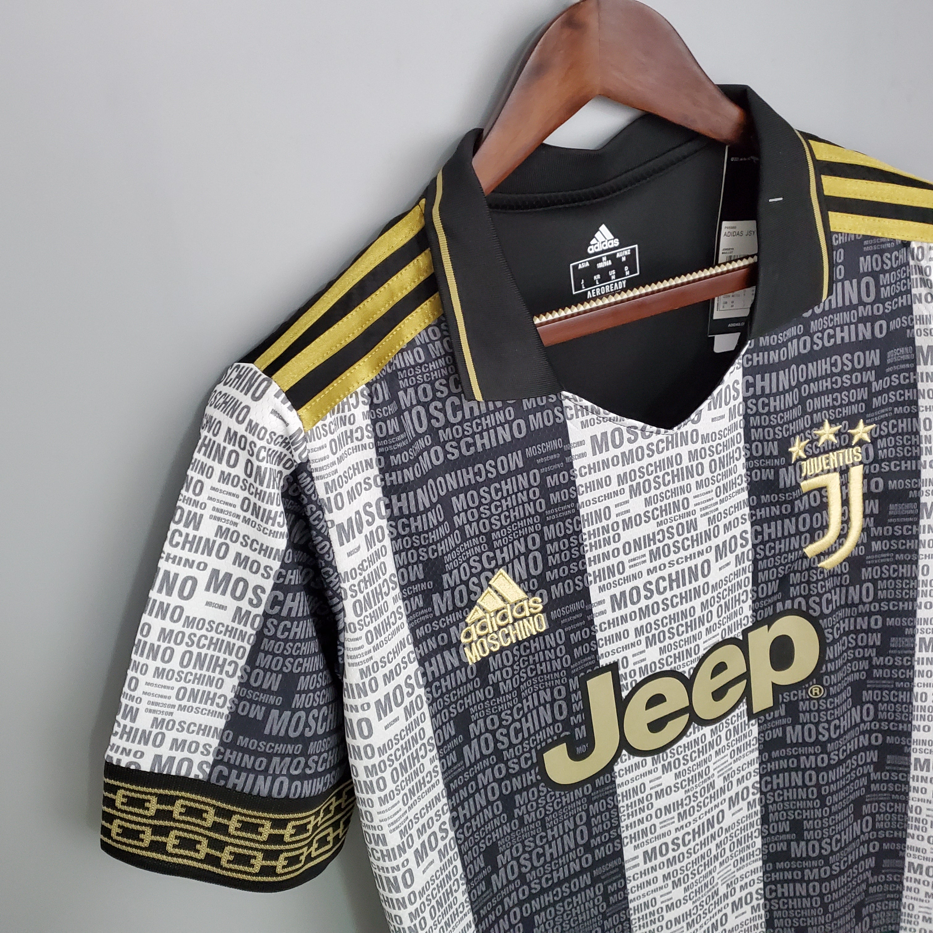 Juventus X Moschino Design spécial