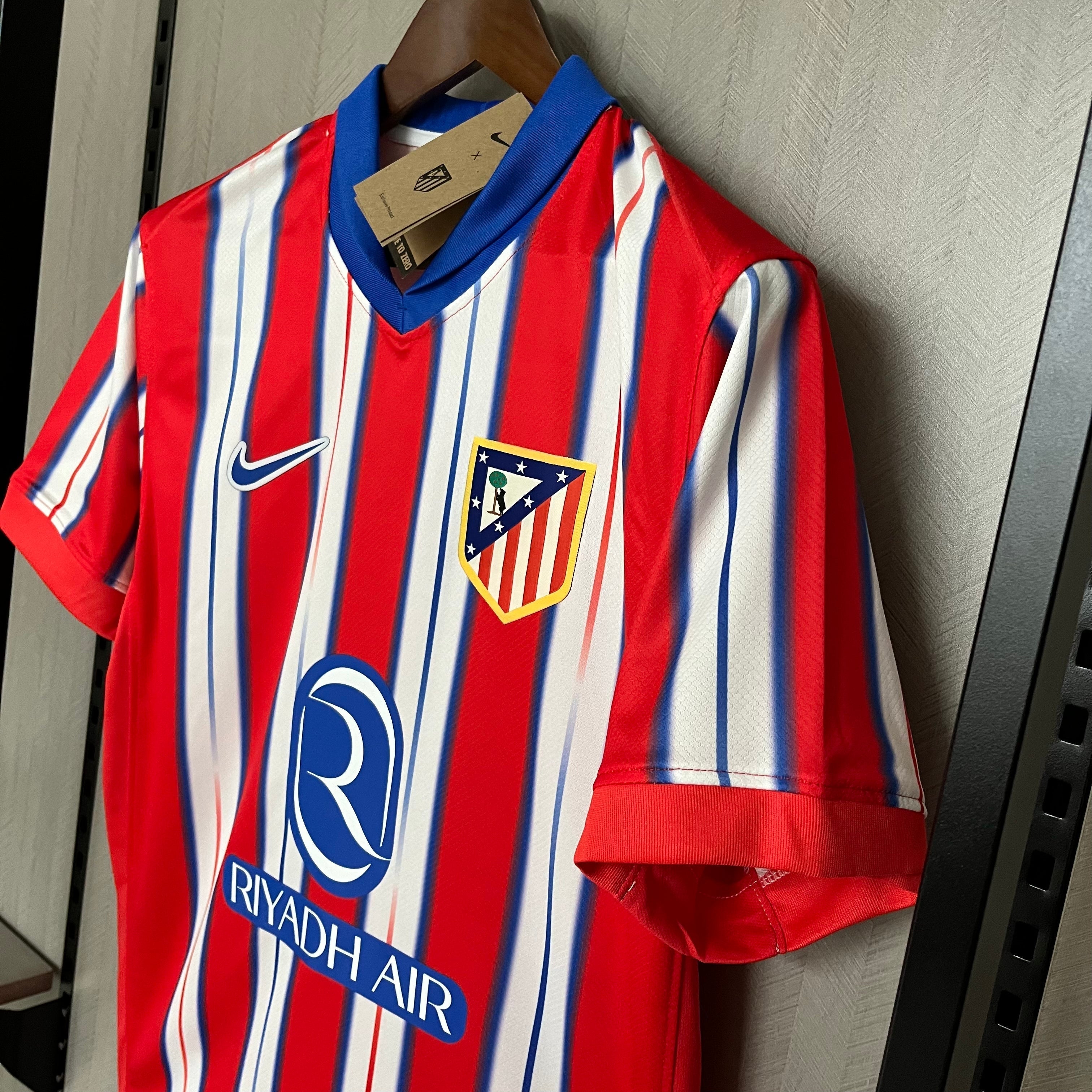 Equipamento em casa do Atlético de Madrid 24-25