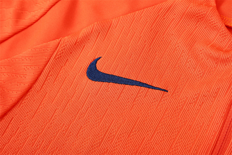 Chándal naranja del FC Barcelona 2025/2026
