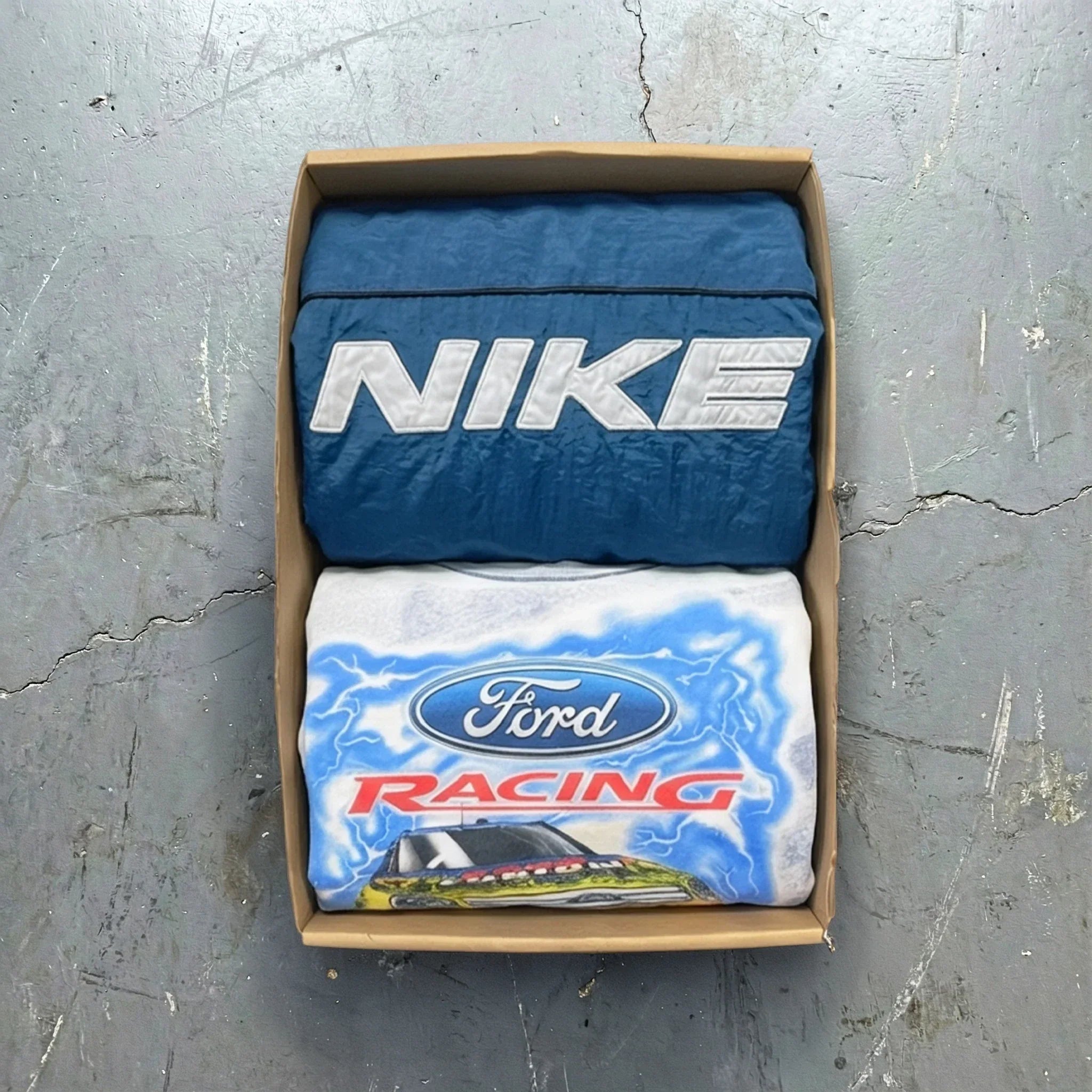 Boîte Double Article Mystère Vintage