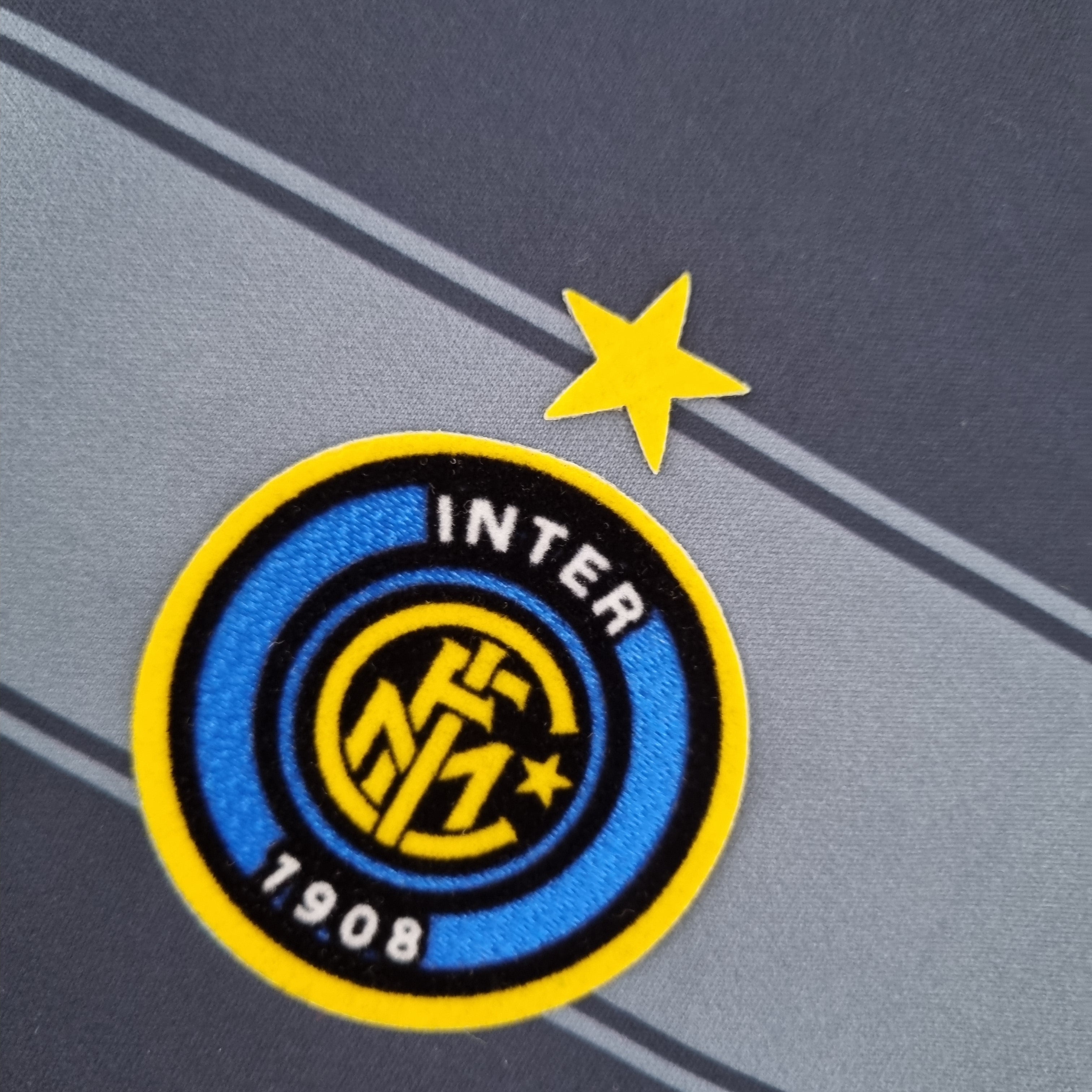 Equipamento retro Inter Milão 2004