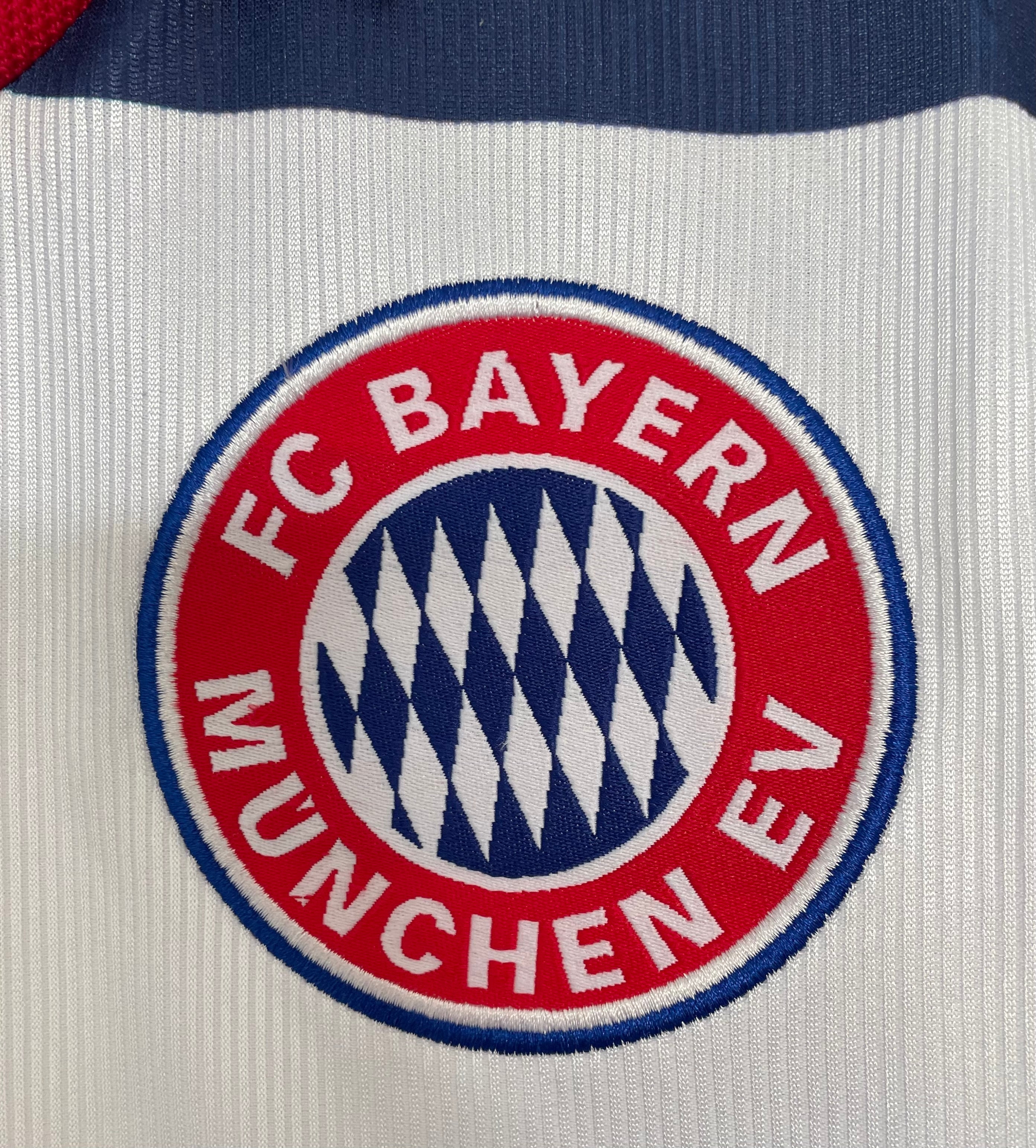 Bayern Munich Away kit – 1998-1999