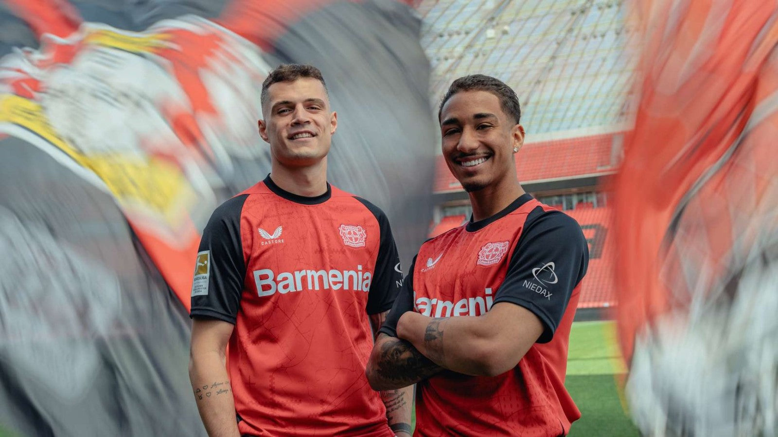 Camisola principal Bayer Leverkusen 2024/25