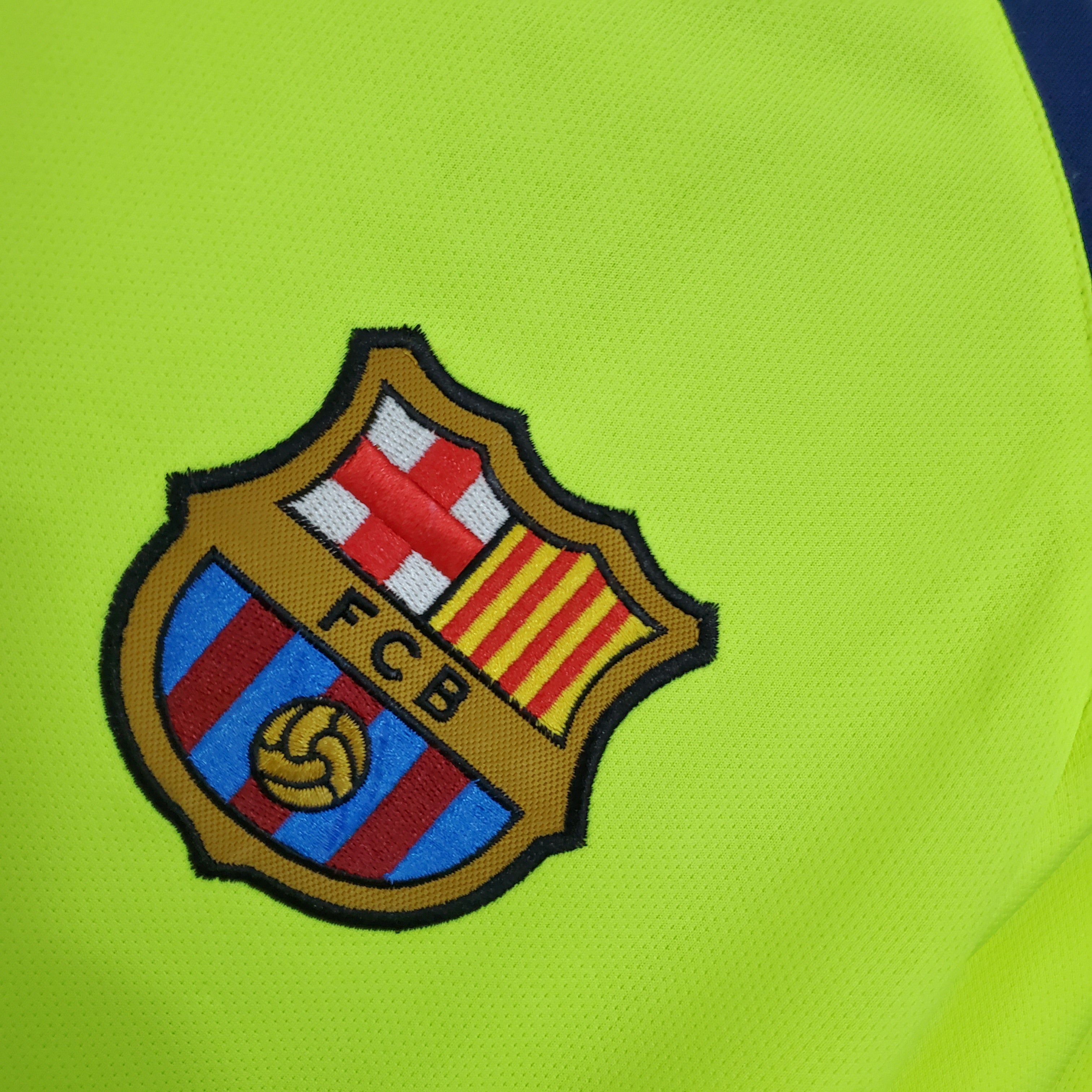 Uniforme visitante Barcelona 2005/06