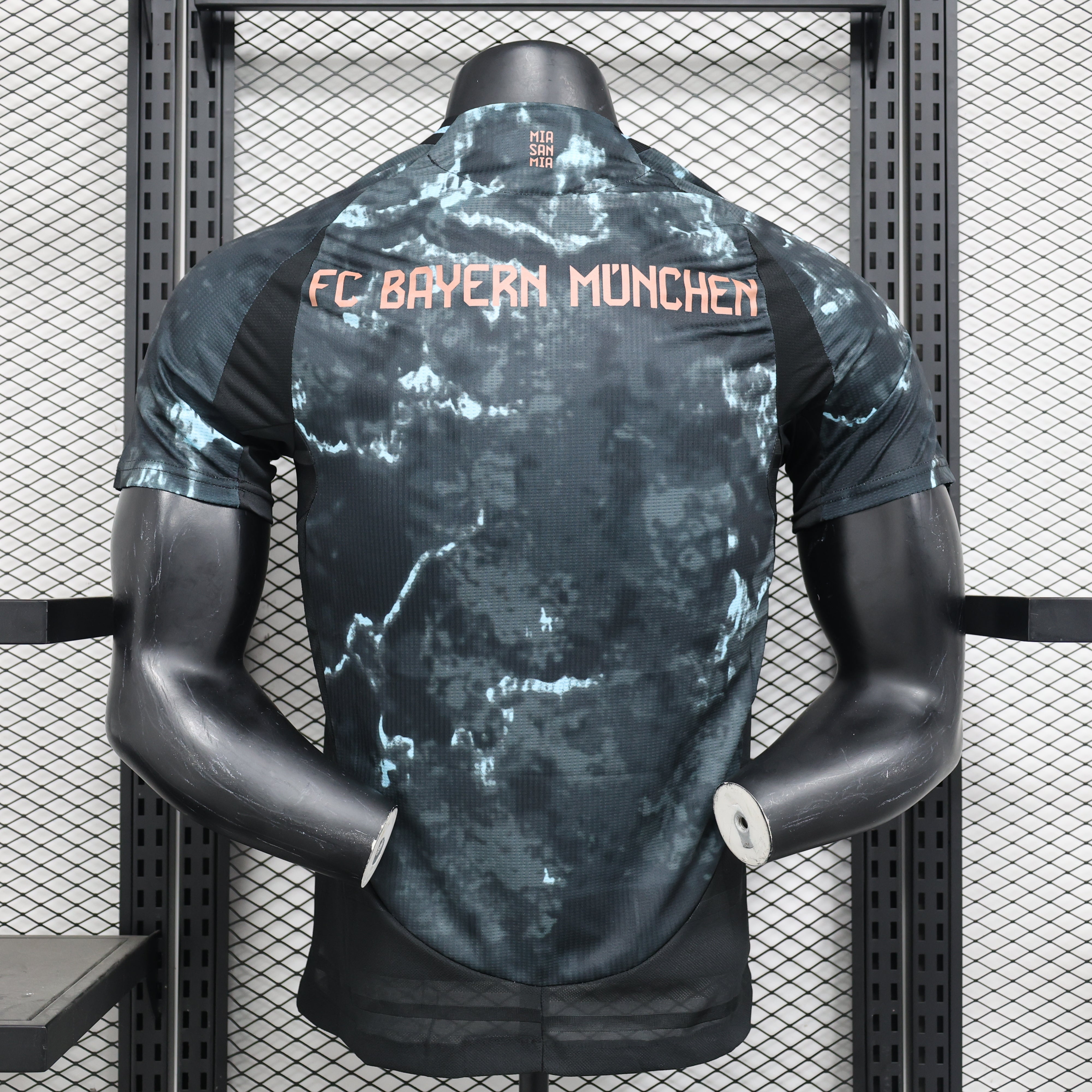 Bayern München uitshirt 2024/25