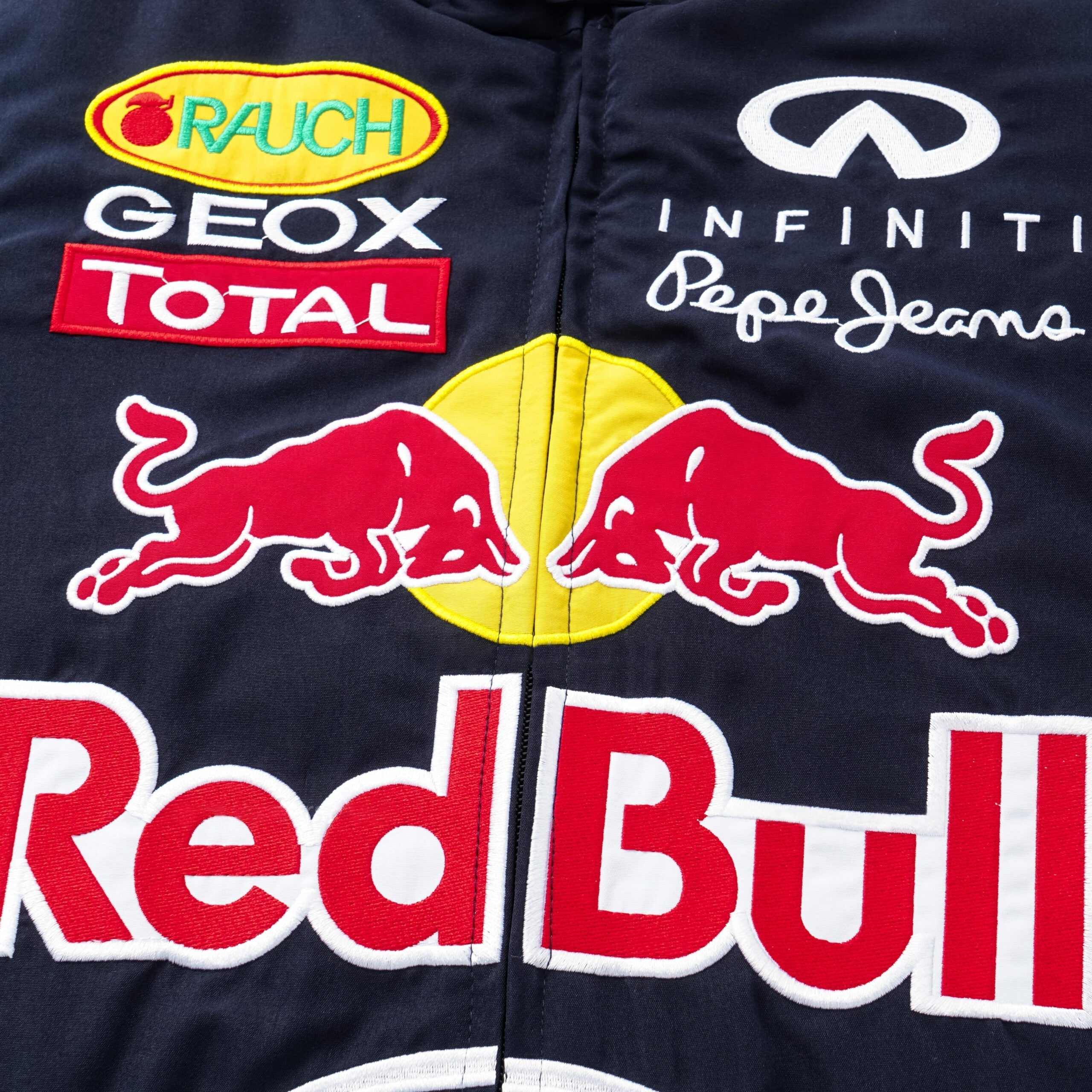 Veste Équipe de Course Red Bull Racing F1 – Bomber Motorsport Bleu Marine avec Sponsors Brodés