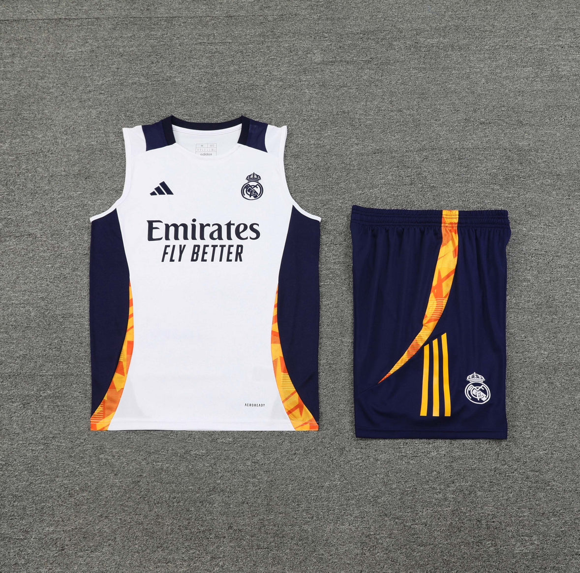 Conjunto de Entrenamiento Real Madrid 2024/25