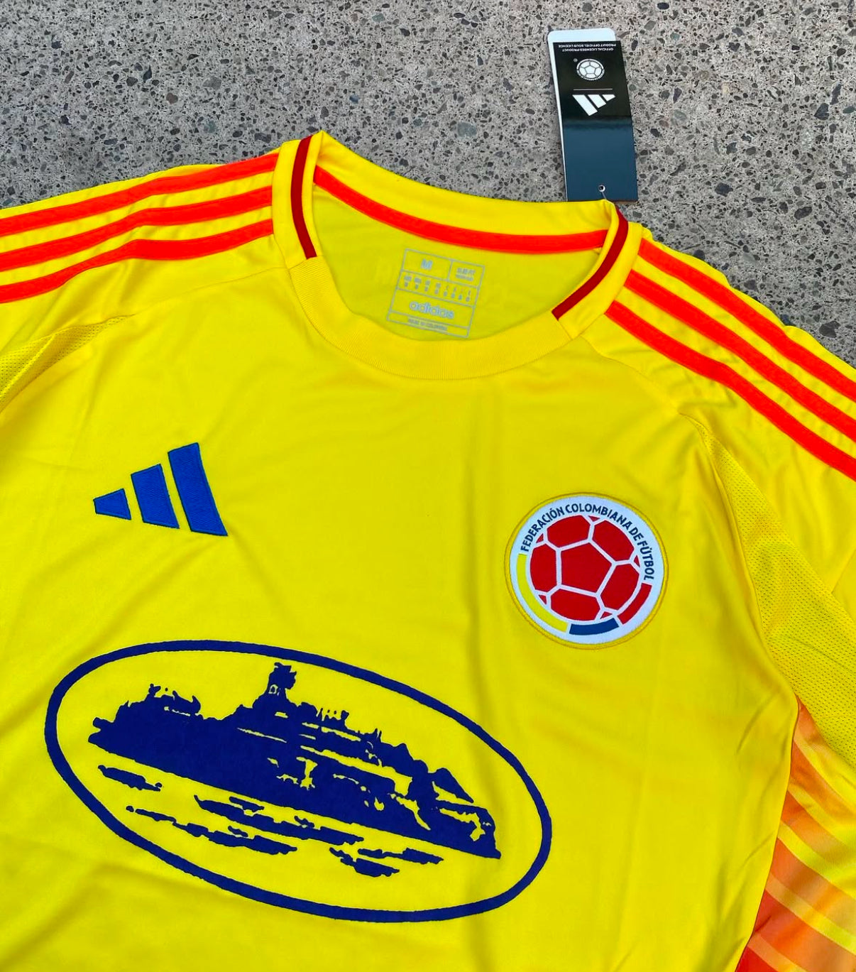 Camisola Edição Especial Columbia X Corteiz