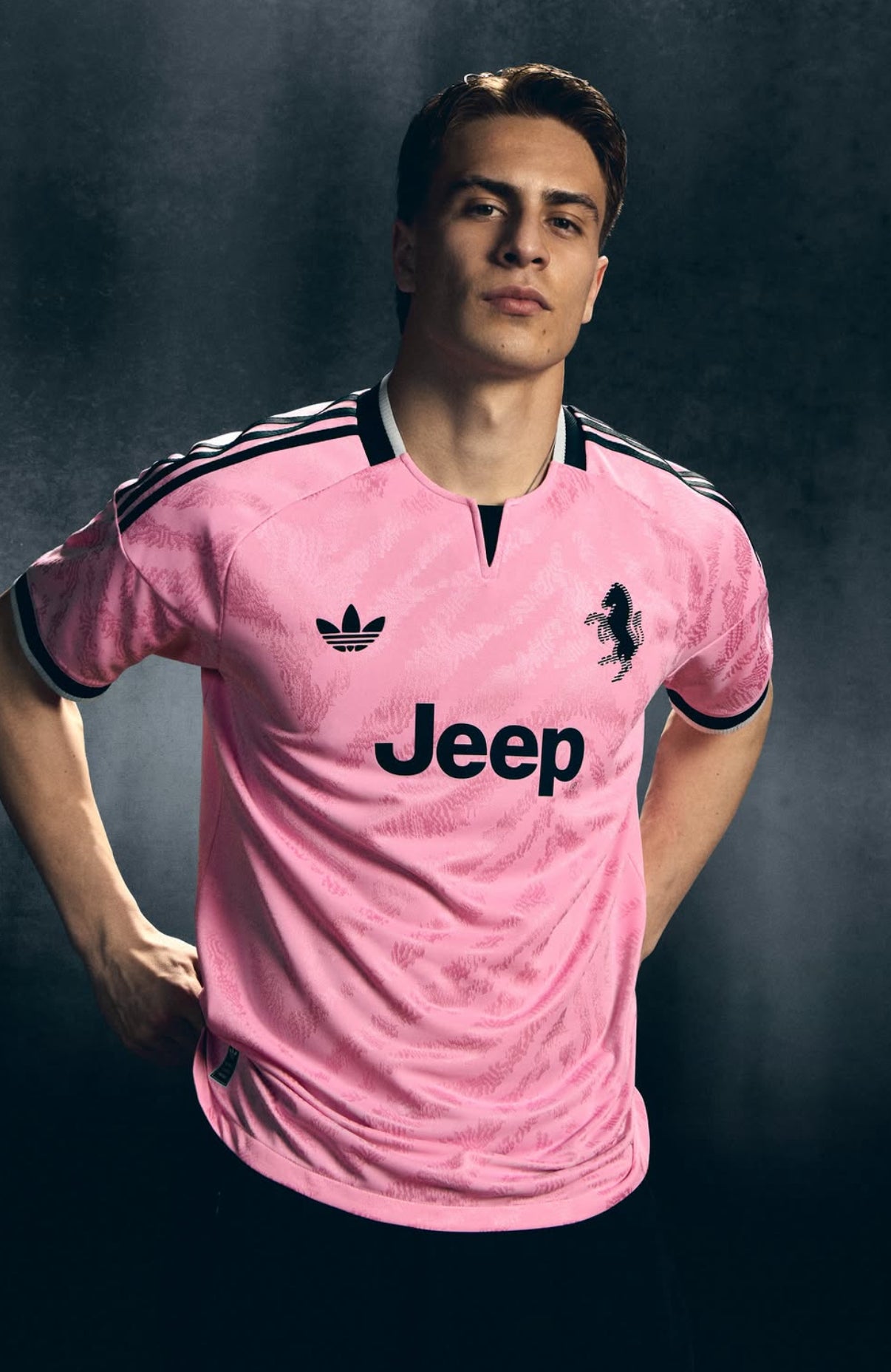JUVENTUS 2026/2027 AWAY PINK JERSEY