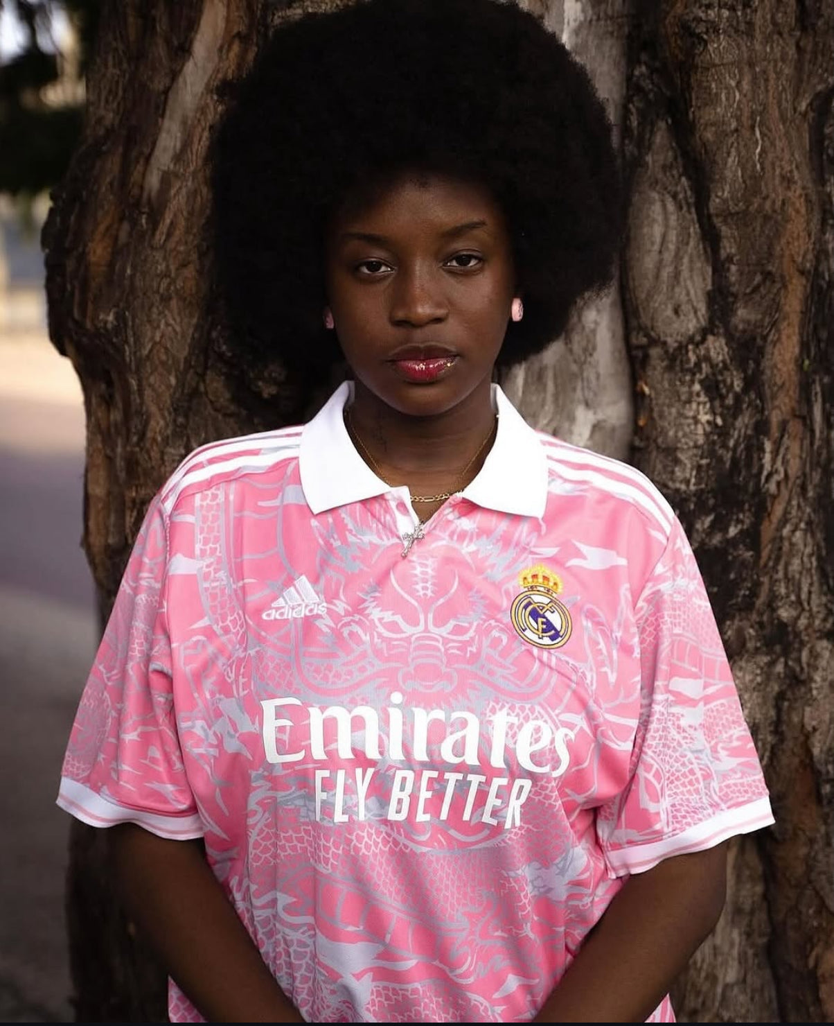 Camisola Dragão Rosa do Real Madrid