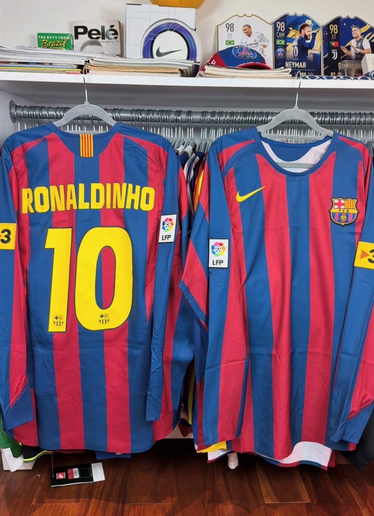 Ronaldinho retro jersey long sleeves Barcelona 2005