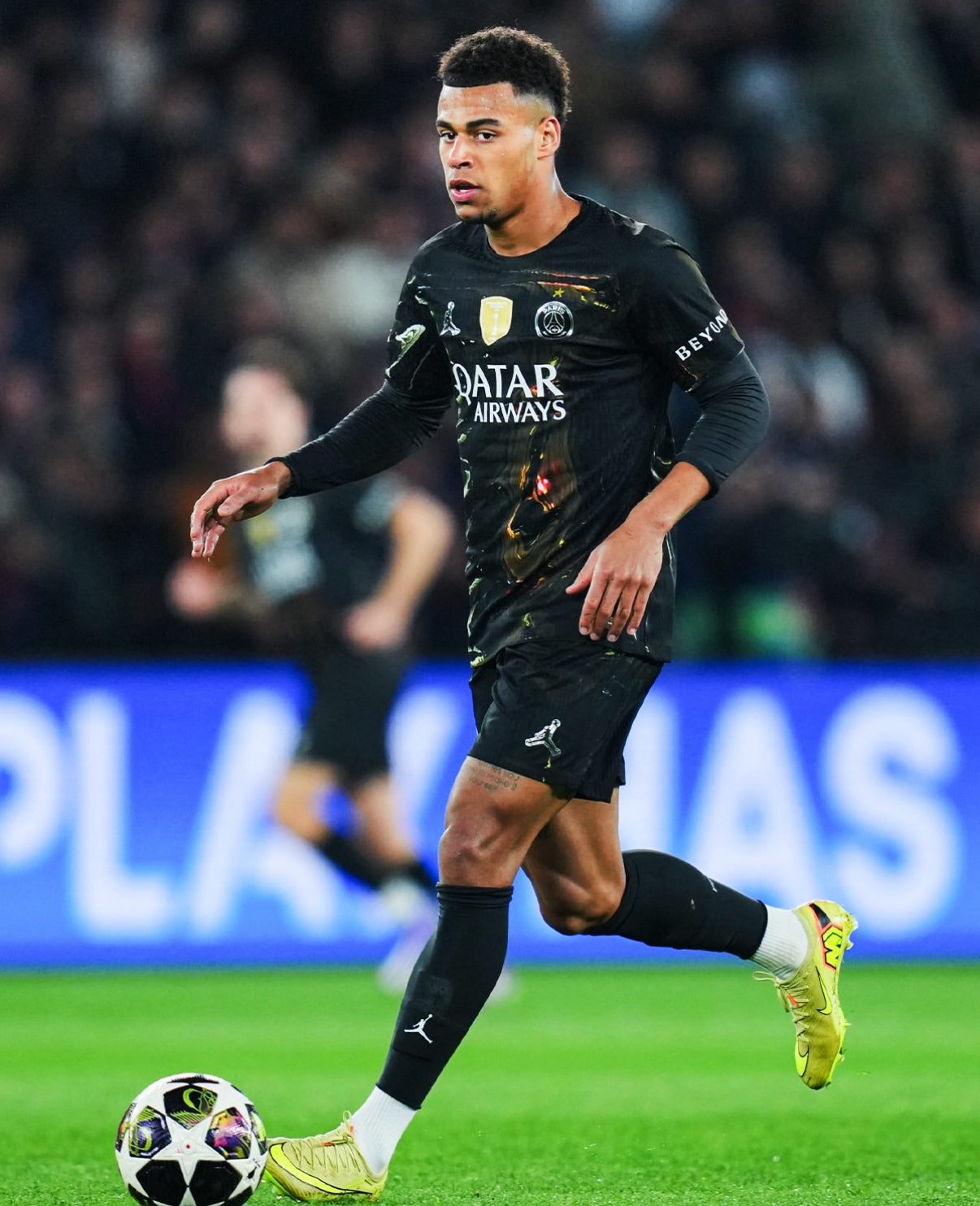 Cinquième maillot PSG 2026/2027 – Édition Nuit