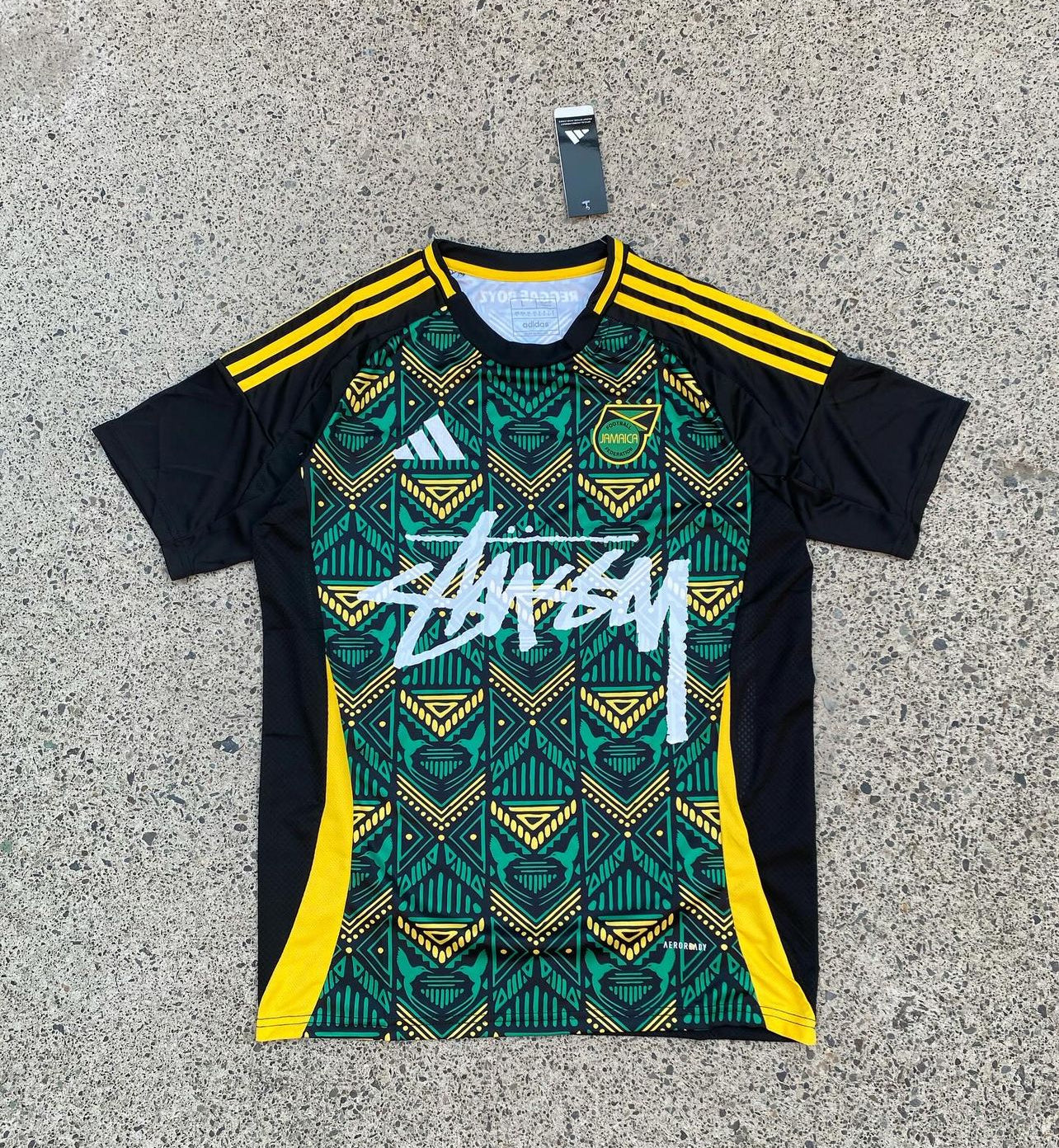 ÉDITION SPÉCIALE JAMAÏQUE X STUSSY 2024/2025