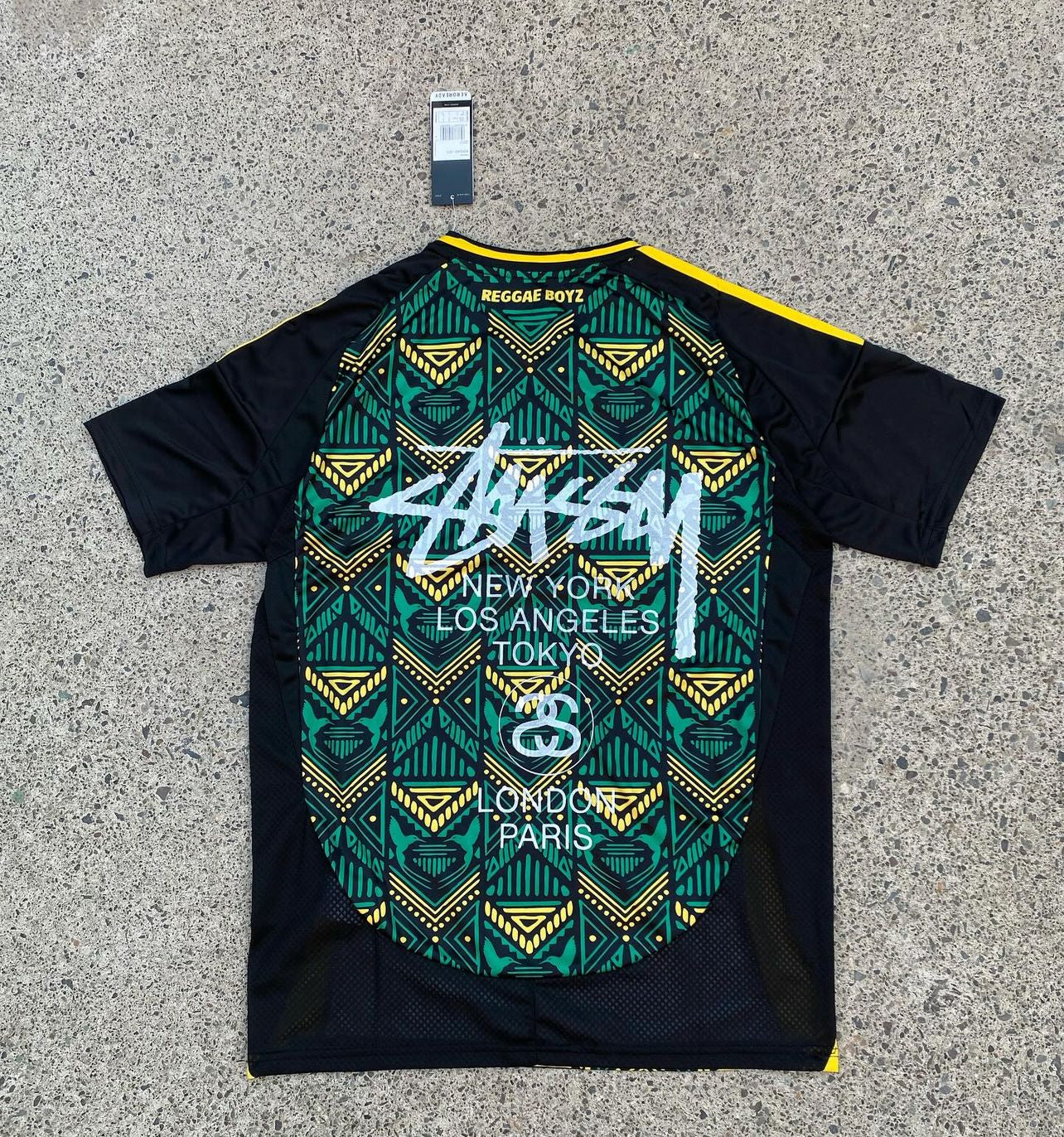 ÉDITION SPÉCIALE JAMAÏQUE X STUSSY 2024/2025