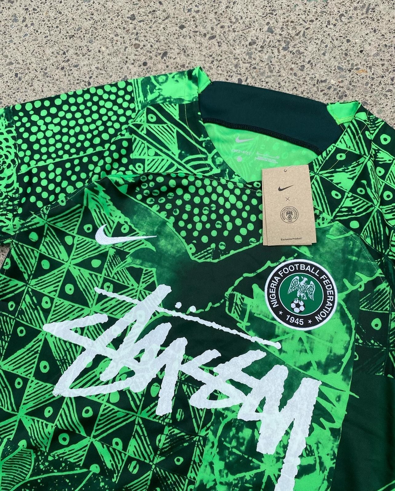 STUSSY X NIGÉRIA CAMISOLA
