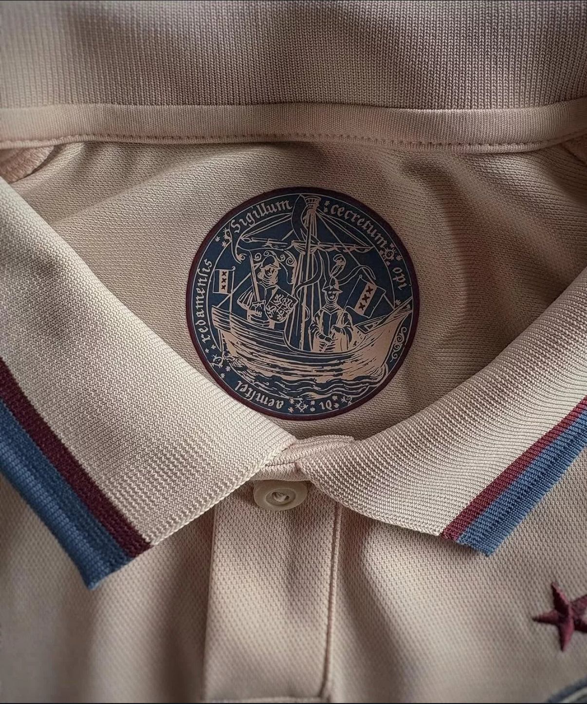 Ajax Derde Uittenue 2025/2026