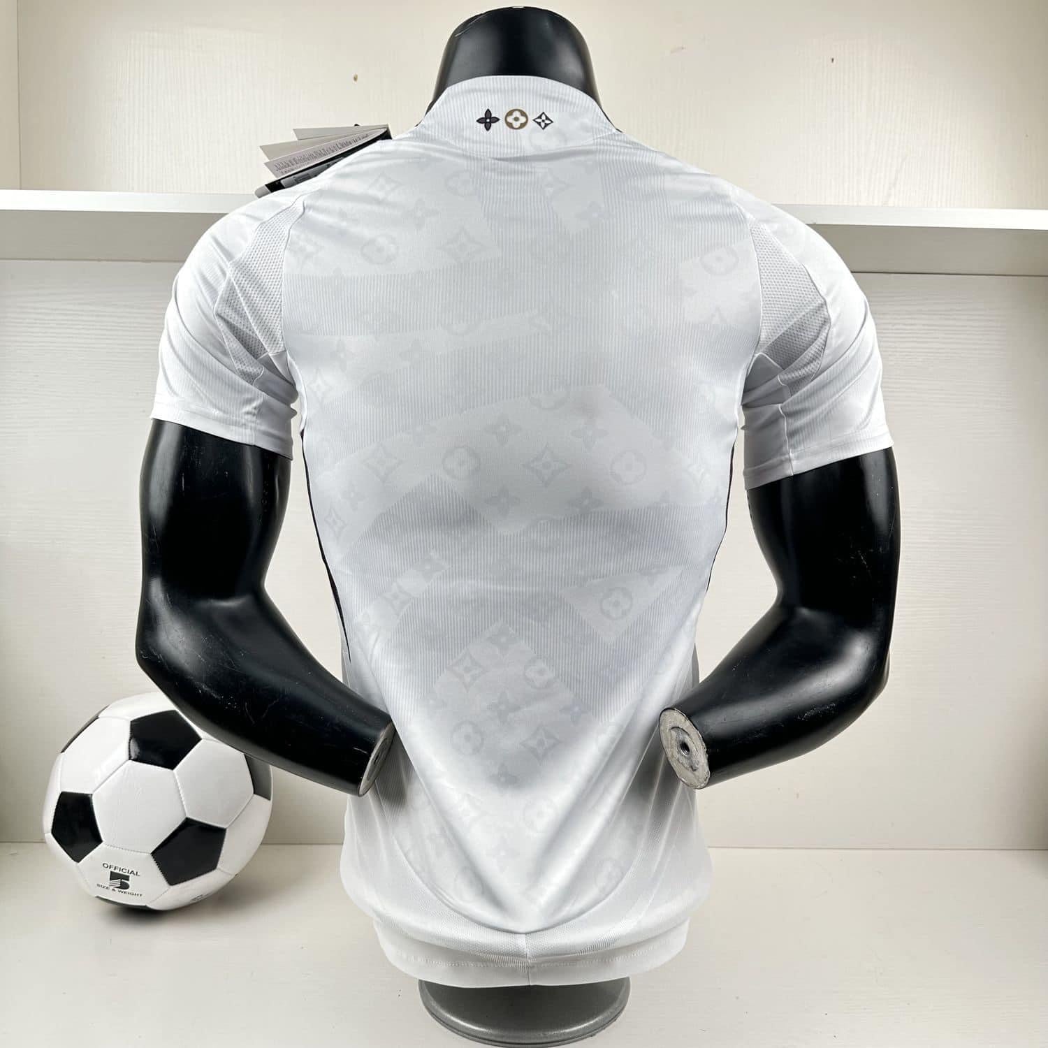 Camiseta Edición Especial Real Madrid Louis Vuitton 2025