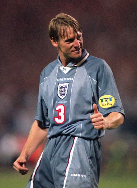Camisola retro de visitante da Inglaterra 1996