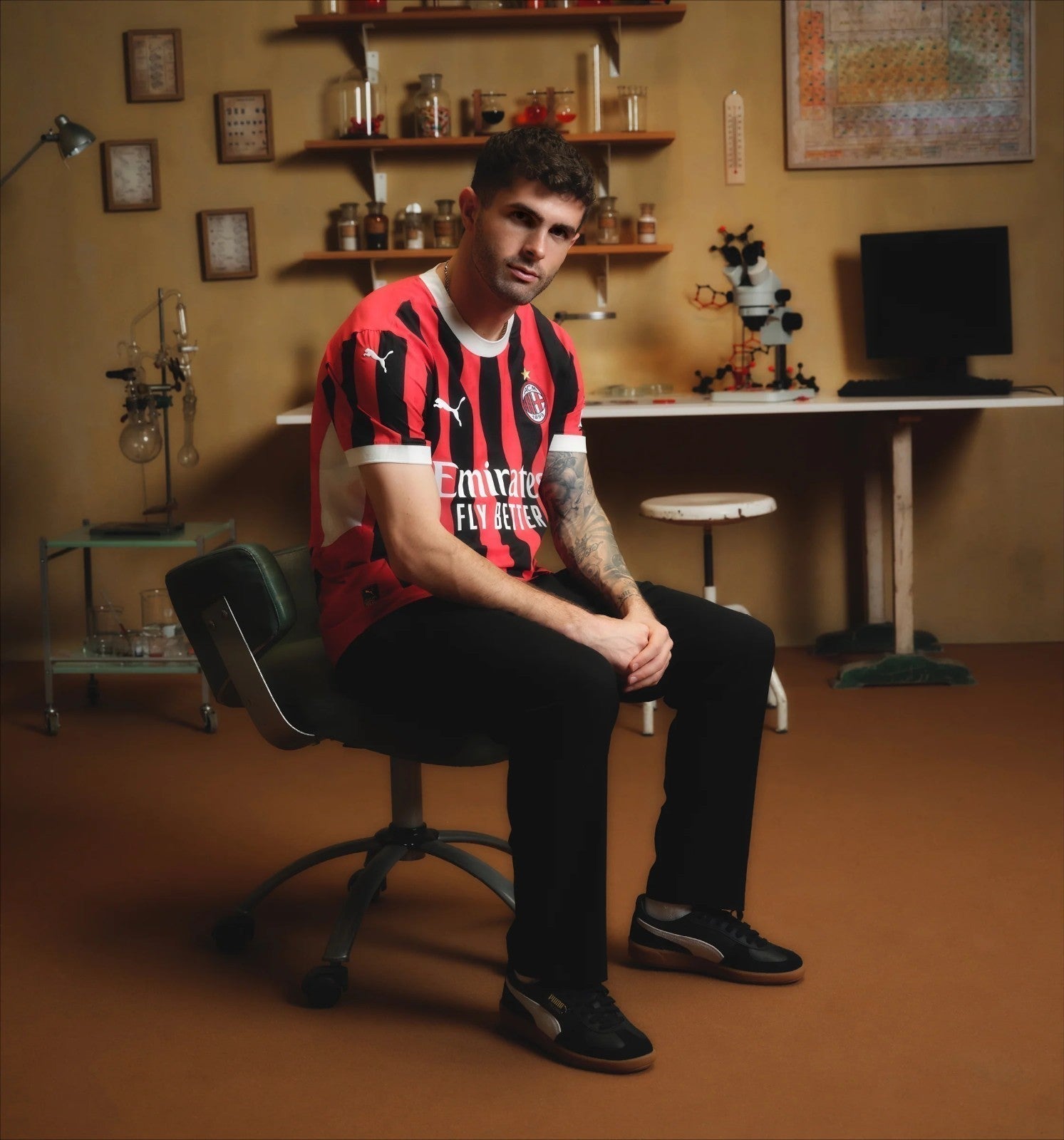 Camisola versão jogador AC Milan principal 2024/25