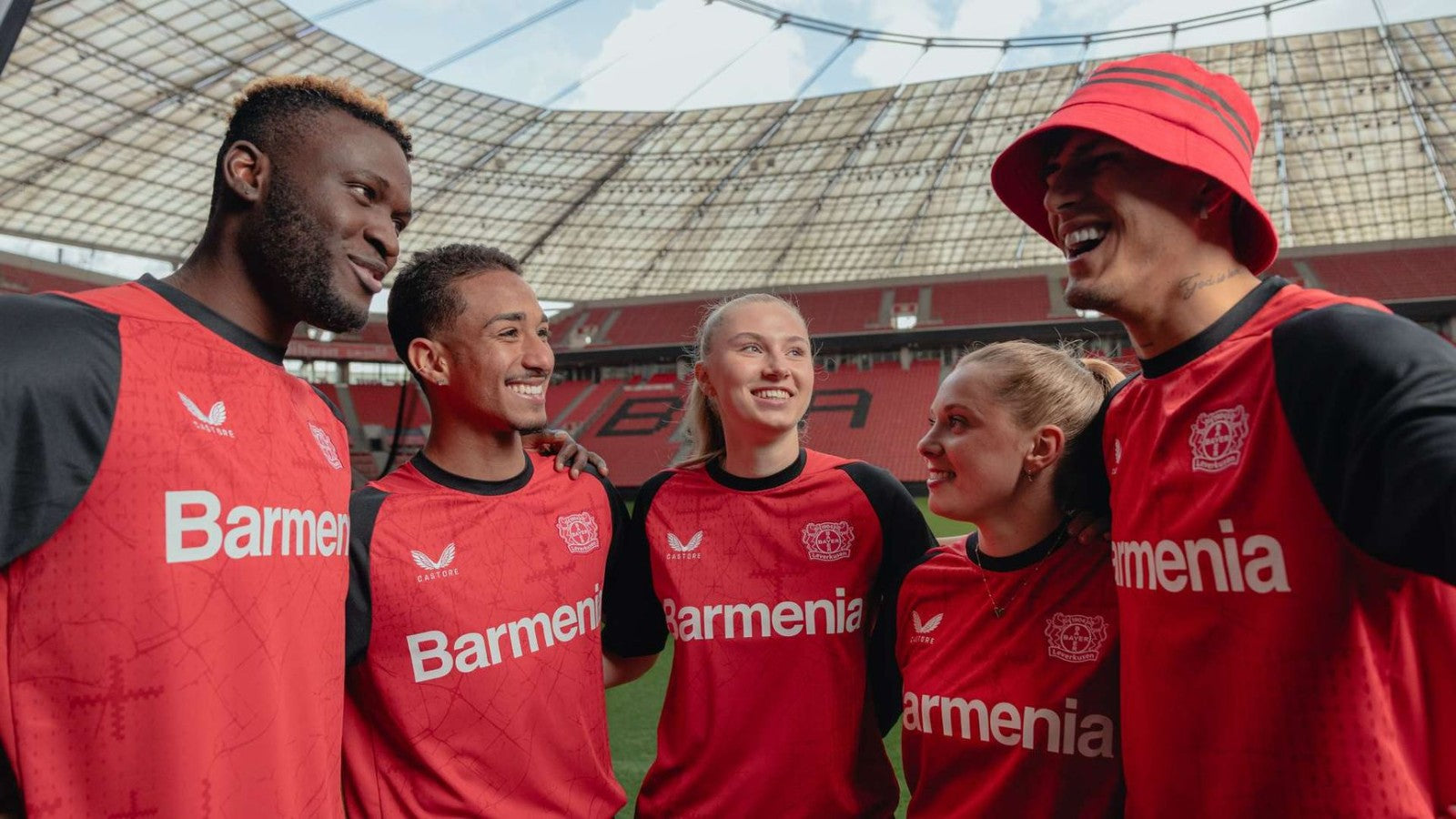 Camisola principal Bayer Leverkusen 2024/25