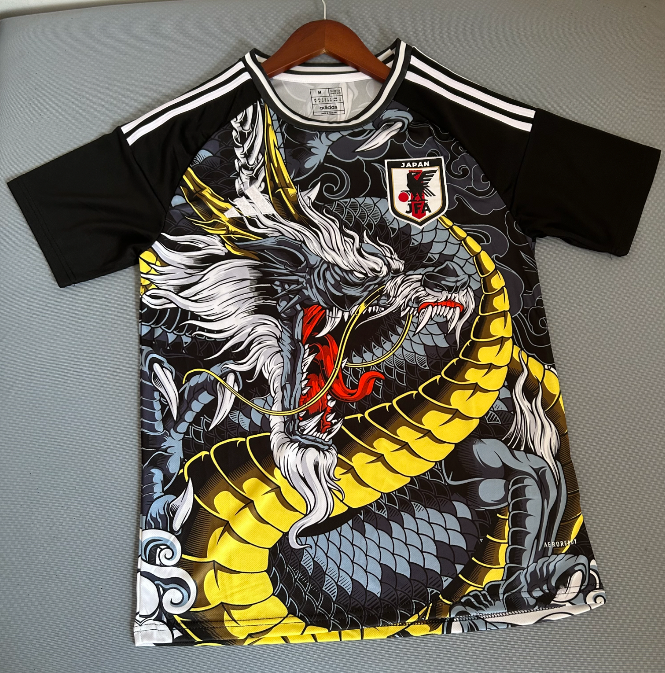 Kit Edizione Speciale Japan Yellow Dragon 2025/2026