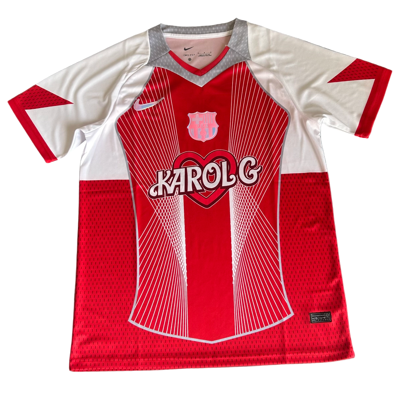 Camiseta FC Barcelona Karol G Roja Edición Especial