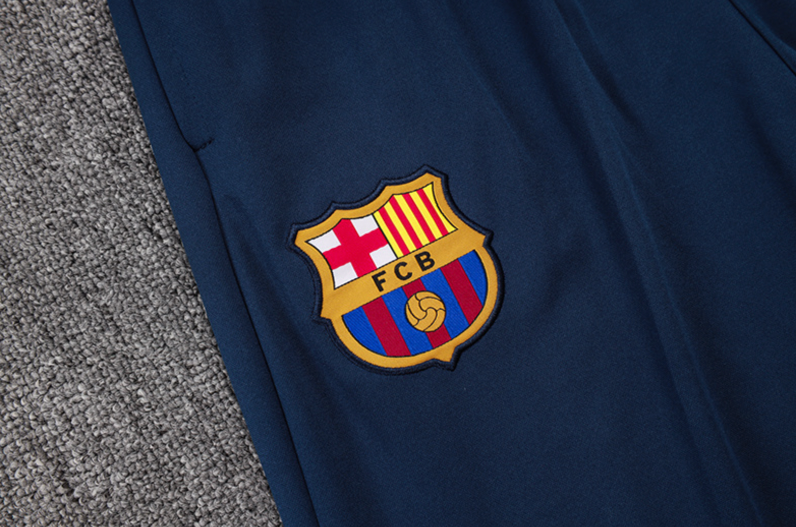 FC Barcelona 2025/2026 Roter Trainingsanzug