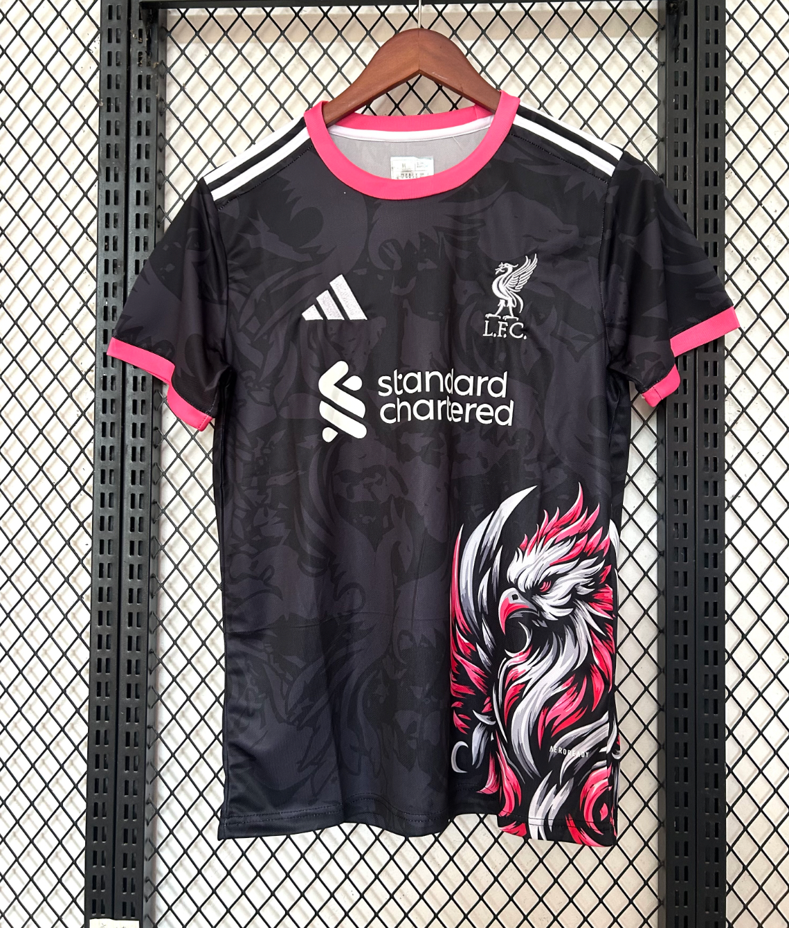 Liverpool Roze Draak Speciale Editie 2025-26 Shirt