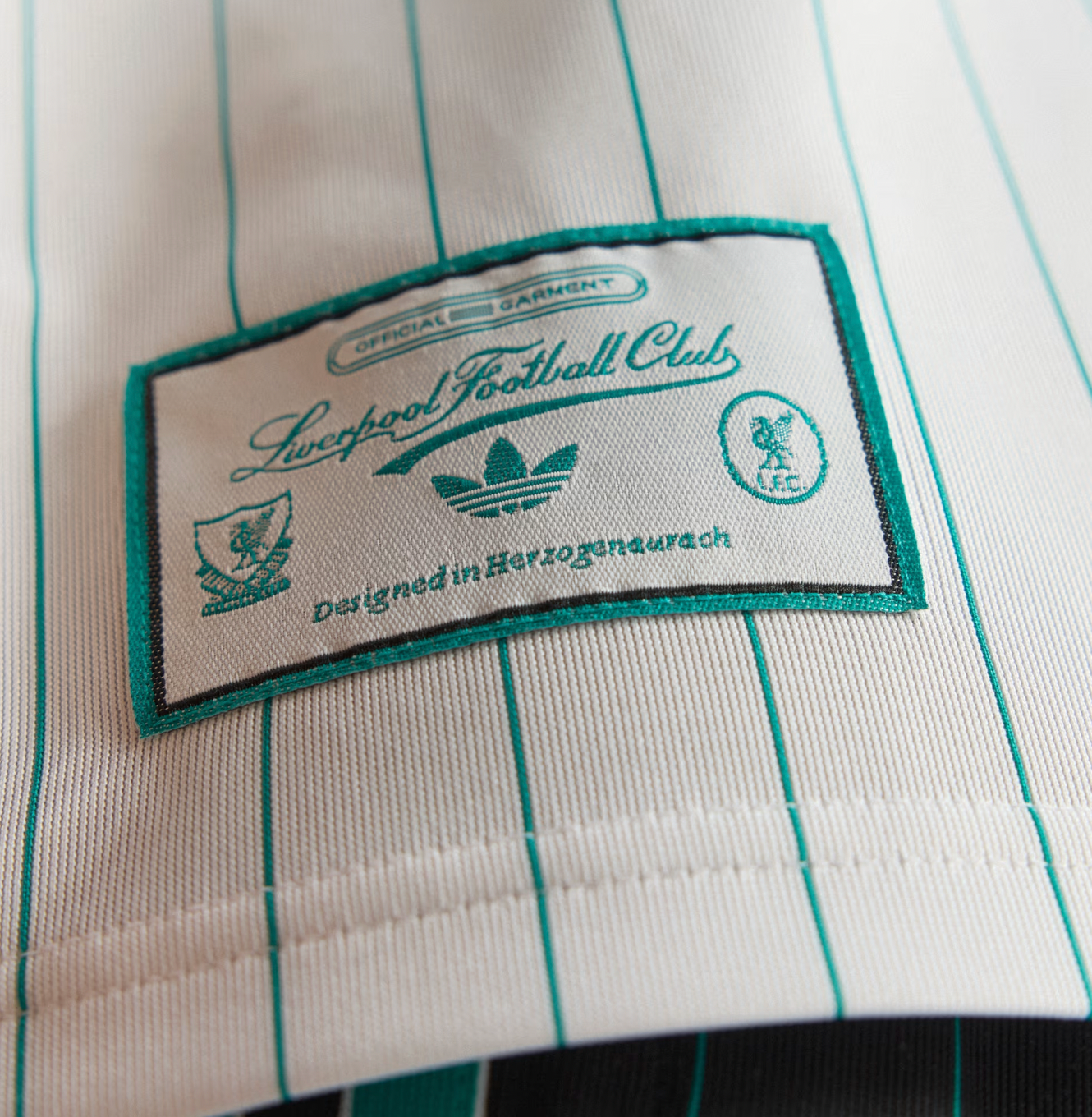 Liverpool Terrace Icons Jersey