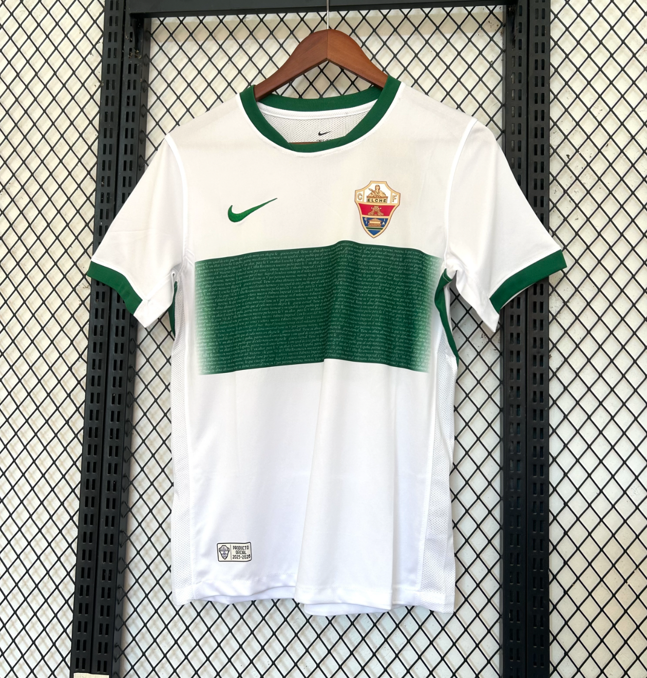 Elche CF 2025–2026 Heimfußballtrikot